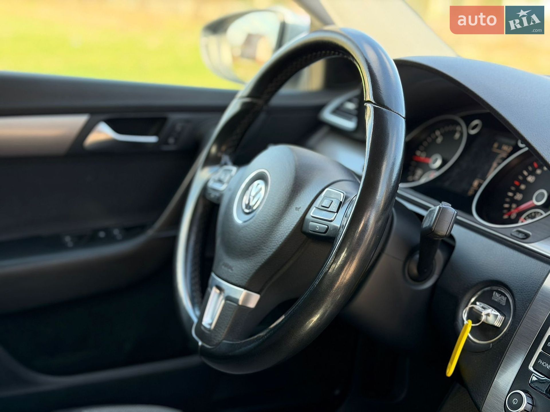 Volkswagen Passat 2012 VIN WVWZZZ3CZDE036680 фото оголошення 39 з 58