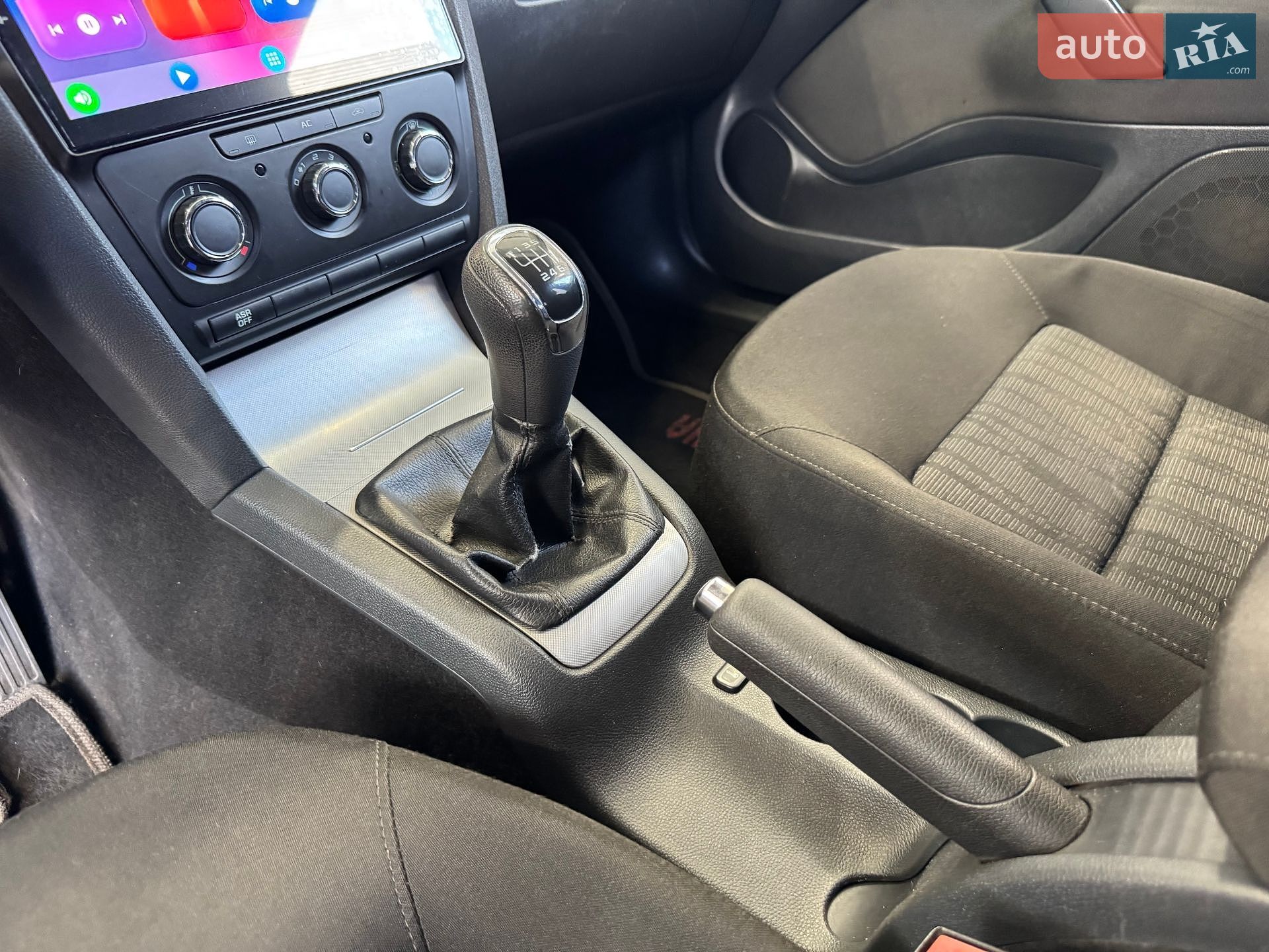 Skoda Octavia 2011 VIN TMBBK41Z3BB155429 фото оголошення 25 з 30