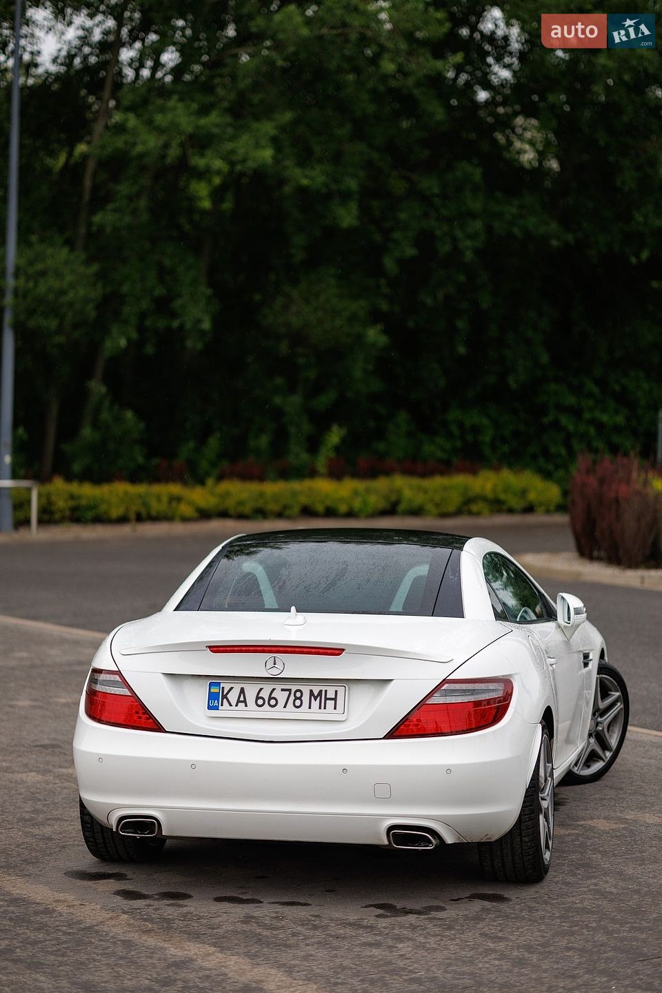 Mercedes-Benz SLK-Class 2016 VIN WDDPK3JA1GF123627 фото оголошення 3 з 15