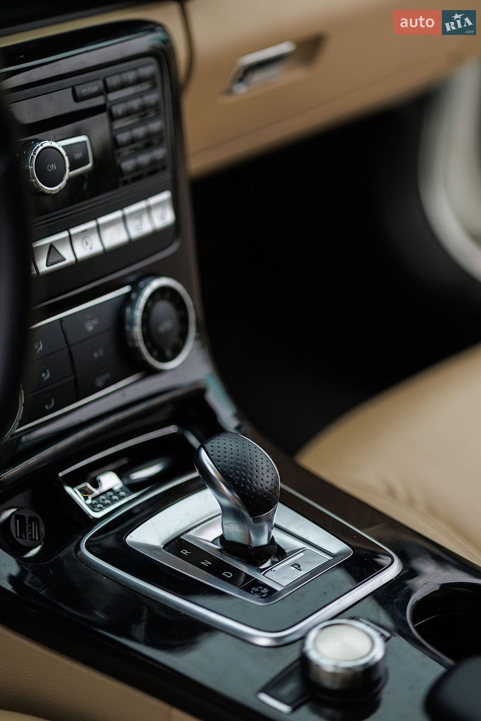 Mercedes-Benz SLK-Class 2016 VIN WDDPK3JA1GF123627 фото оголошення 7 з 15