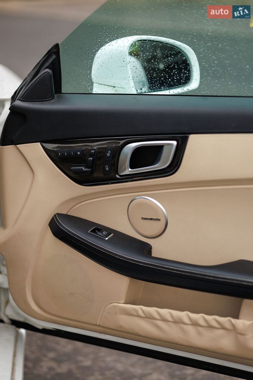 Mercedes-Benz SLK-Class 2016 VIN WDDPK3JA1GF123627 фото оголошення 8 з 15