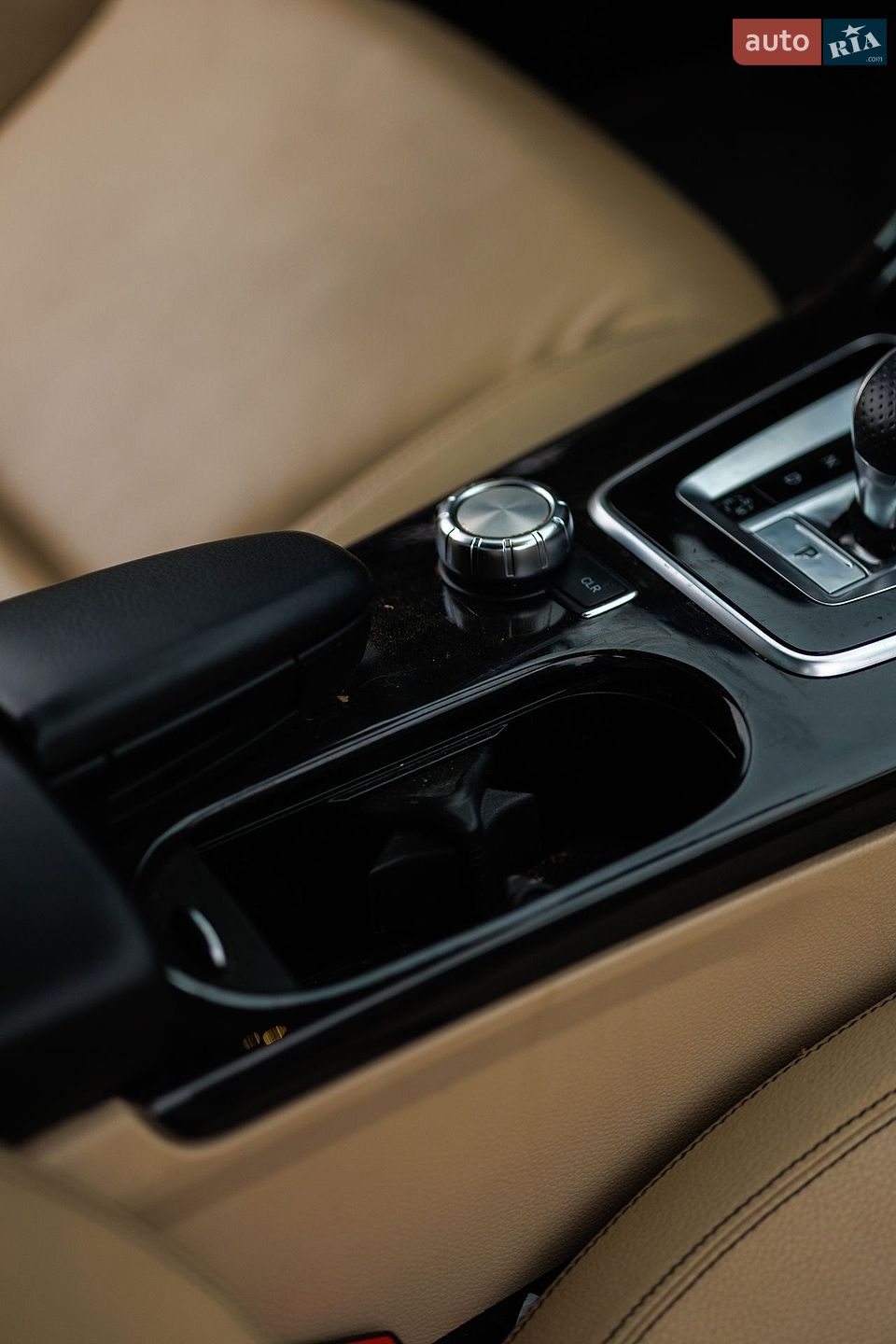 Mercedes-Benz SLK-Class 2016 VIN WDDPK3JA1GF123627 фото оголошення 9 з 15