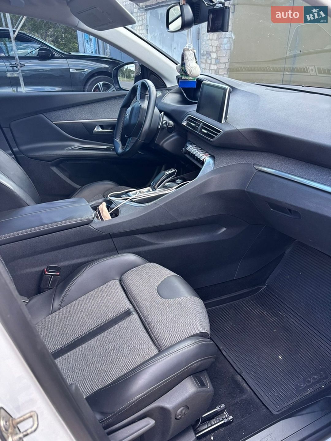 Peugeot 3008 2017 VIN VF3MCBHZWJS034950 фото оголошення 6 з 8