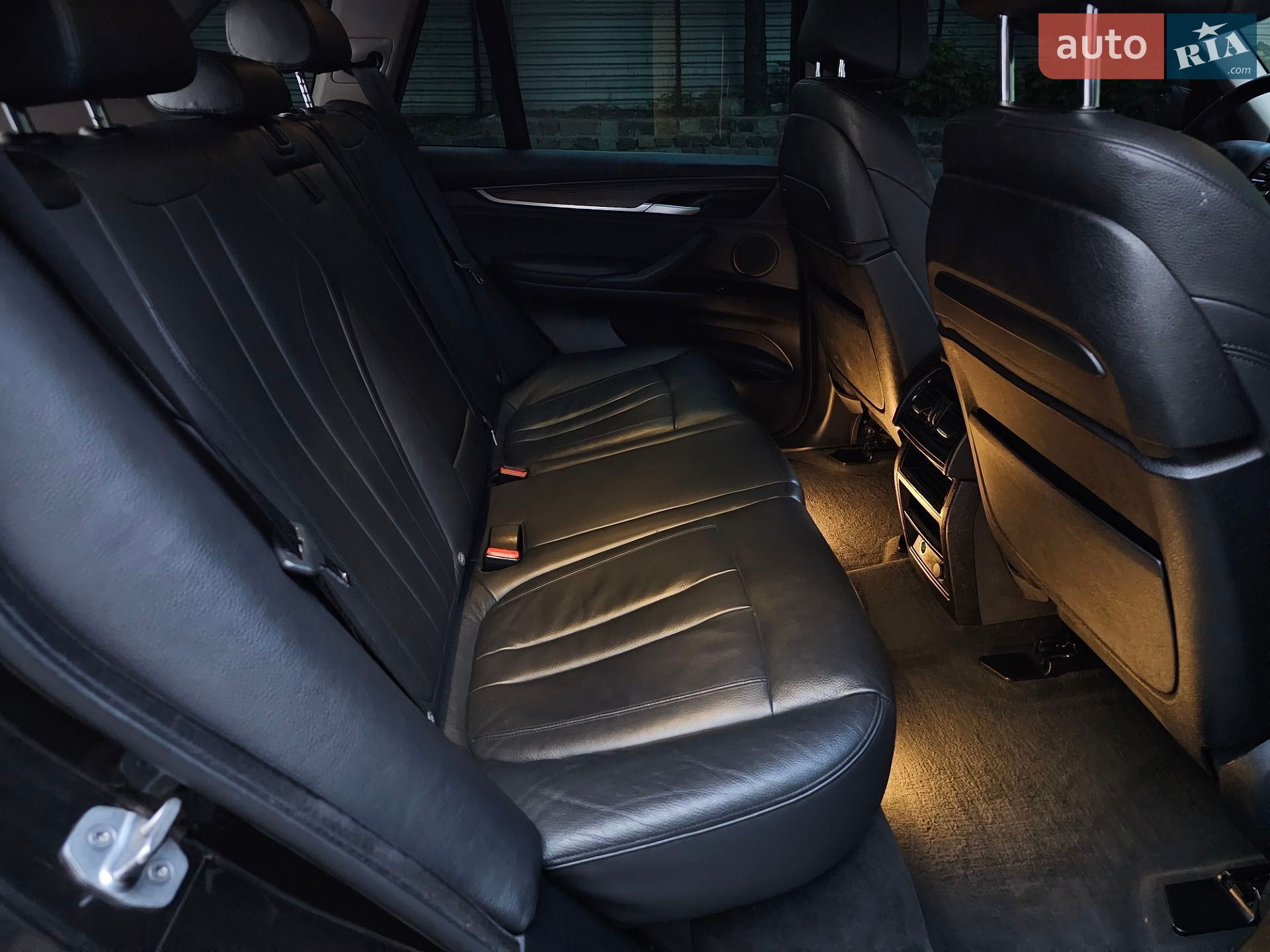 BMW X5 2015 VIN WBALS010900K98843 фото оголошення 39 з 83