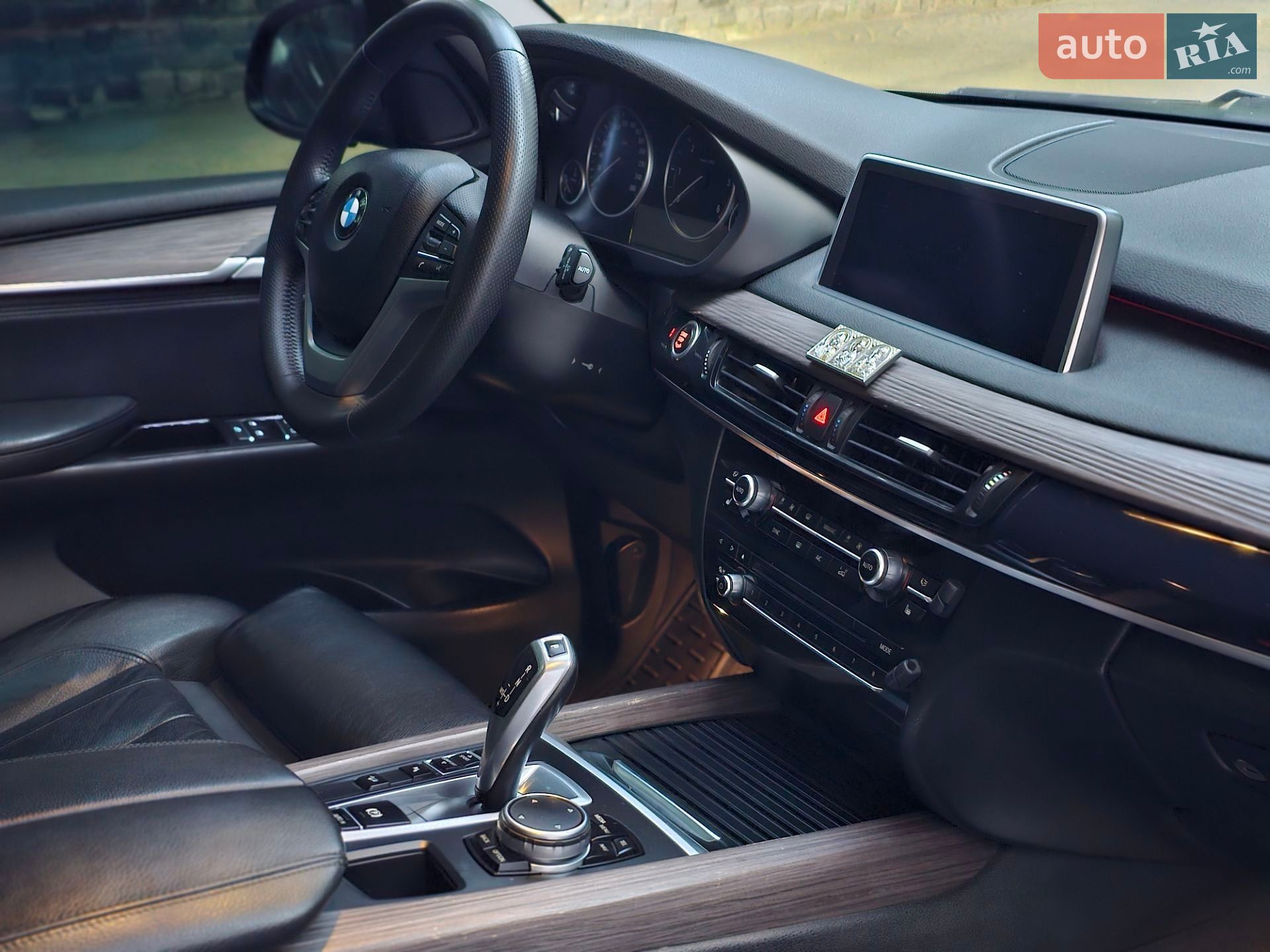 BMW X5 2015 VIN WBALS010900K98843 фото оголошення 51 з 83