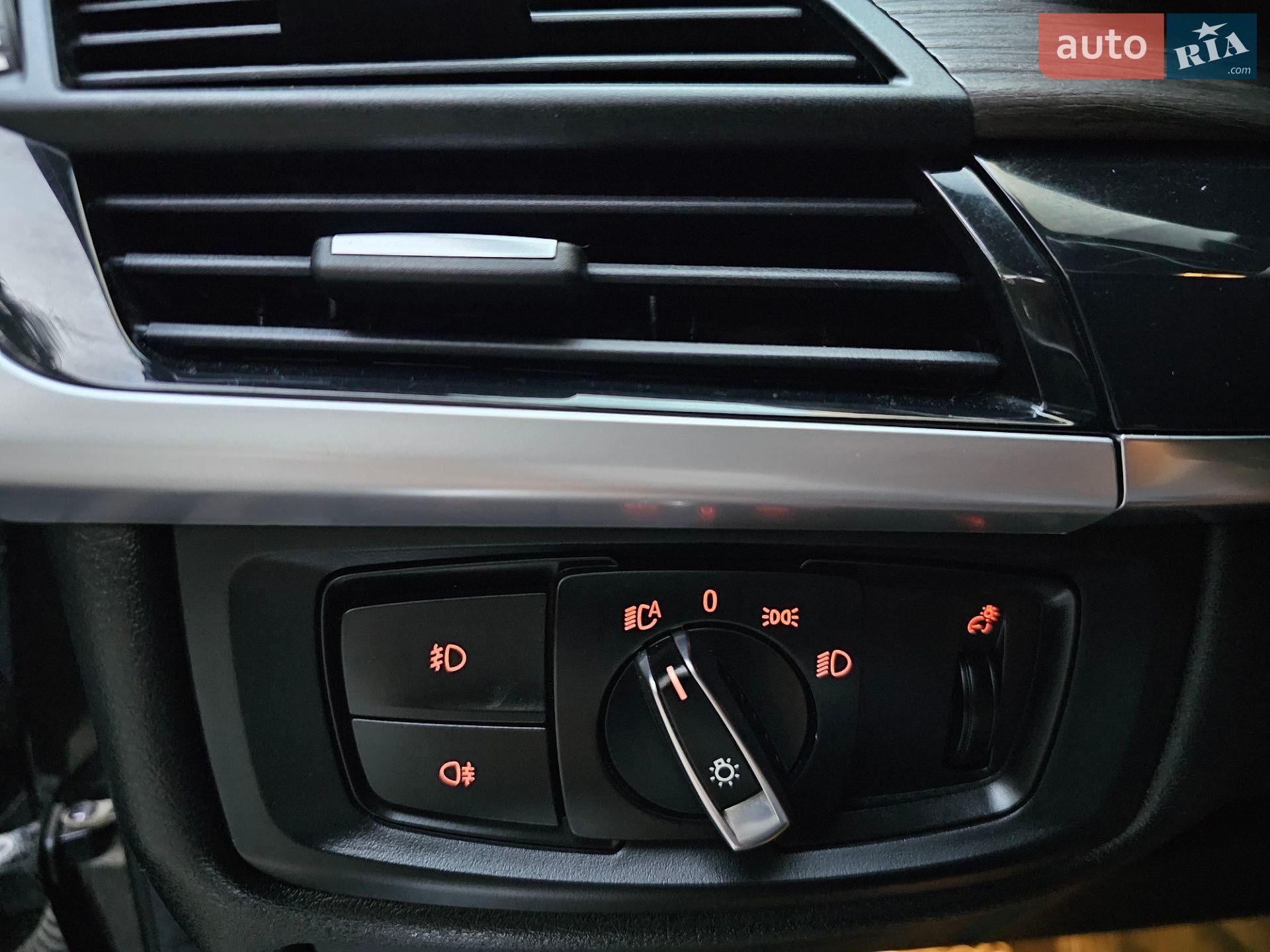 BMW X5 2015 VIN WBALS010900K98843 фото оголошення 62 з 83