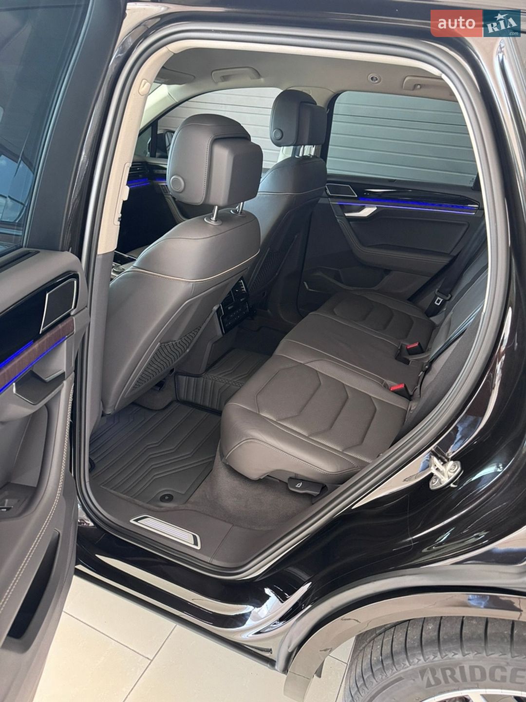 Volkswagen Touareg 2023 VIN WVGZZZCR5PD028256 фото оголошення 16 з 21