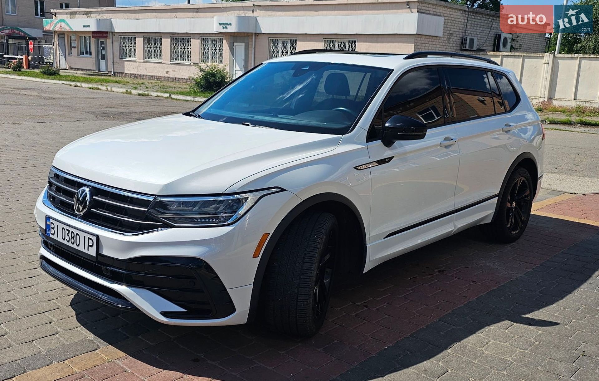 Volkswagen Tiguan Allspace 2022 VIN 3VVCB7AX5PM001665 фото оголошення 10 з 23