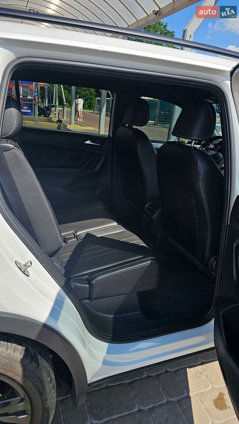 Volkswagen Tiguan Allspace 2022 VIN 3VVCB7AX5PM001665 фото оголошення 12 з 23