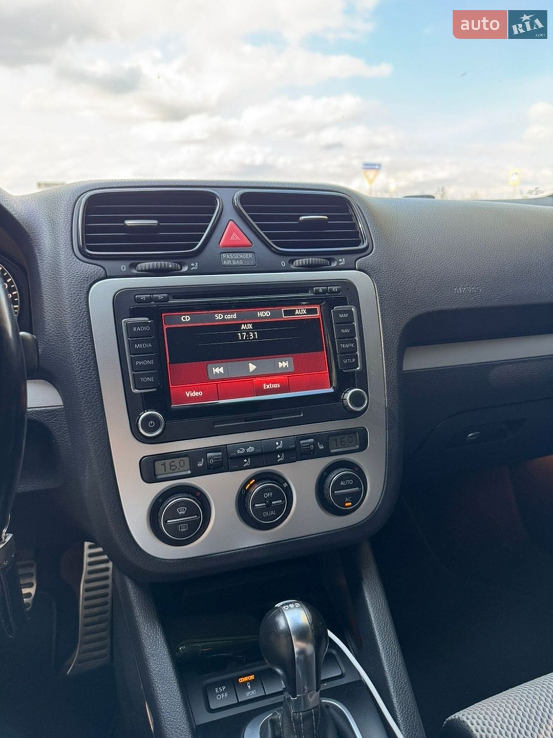 Volkswagen Scirocco 2009 VIN WVWZZZ13ZAV411805 фото оголошення 11 з 17