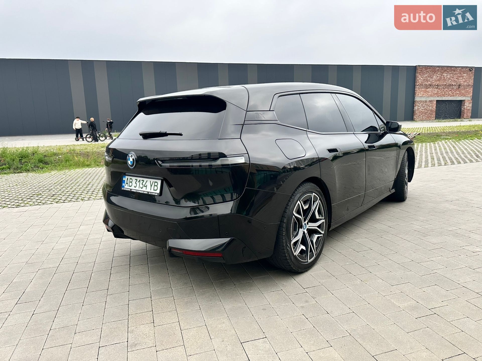 BMW iX 2022 VIN WBY11CF030CM05034 фото оголошення 5 з 26