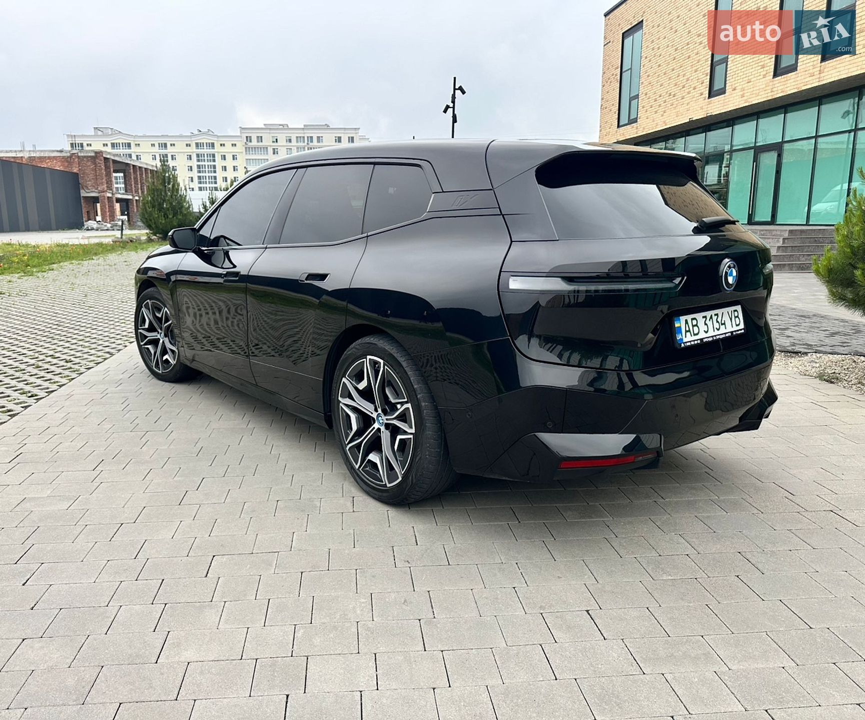 BMW iX 2022 VIN WBY11CF030CM05034 фото оголошення 4 з 26