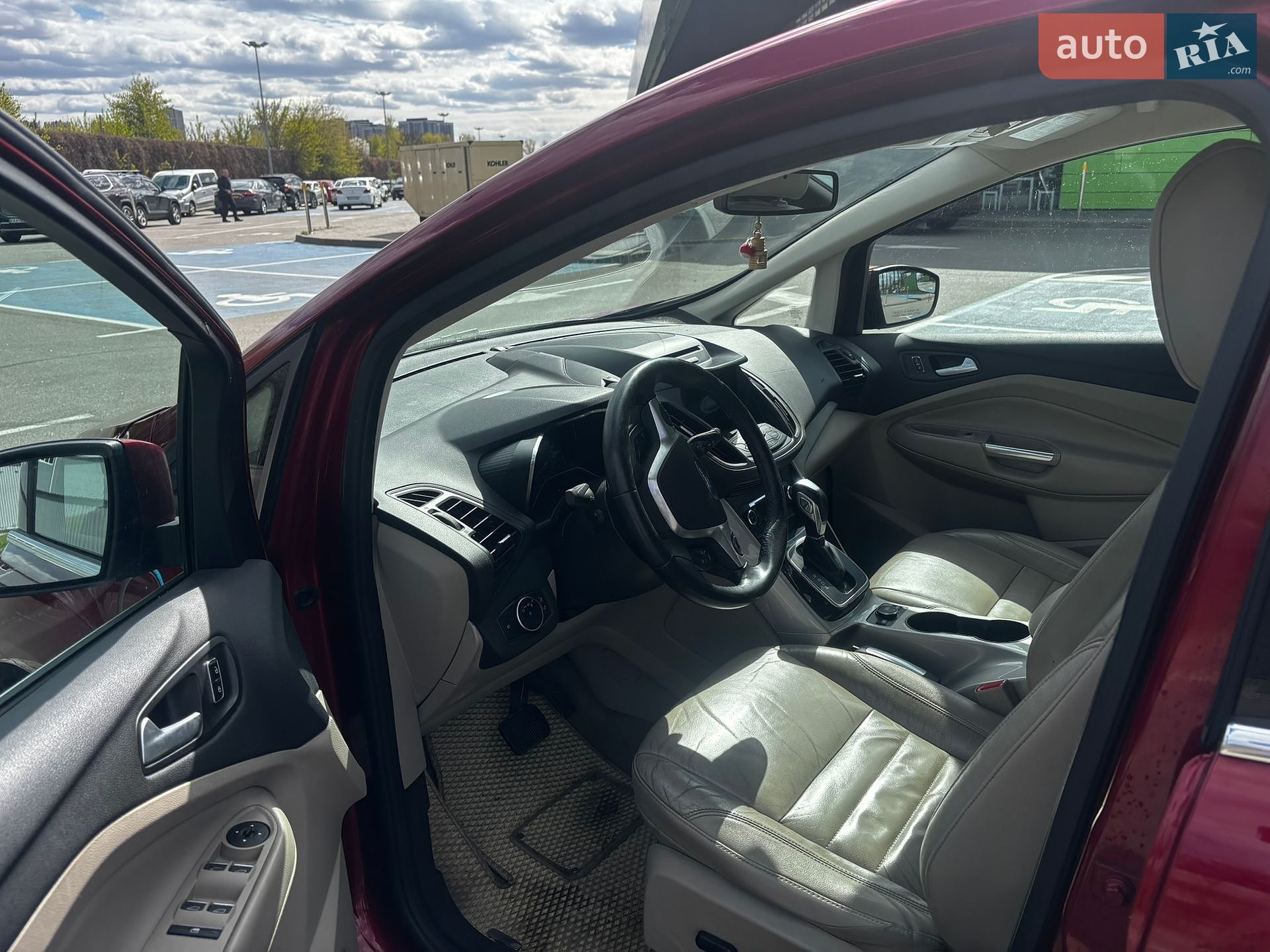 Ford C-Max 2016 VIN 1FADP5CU7GL118022 фото оголошення 8 з 14