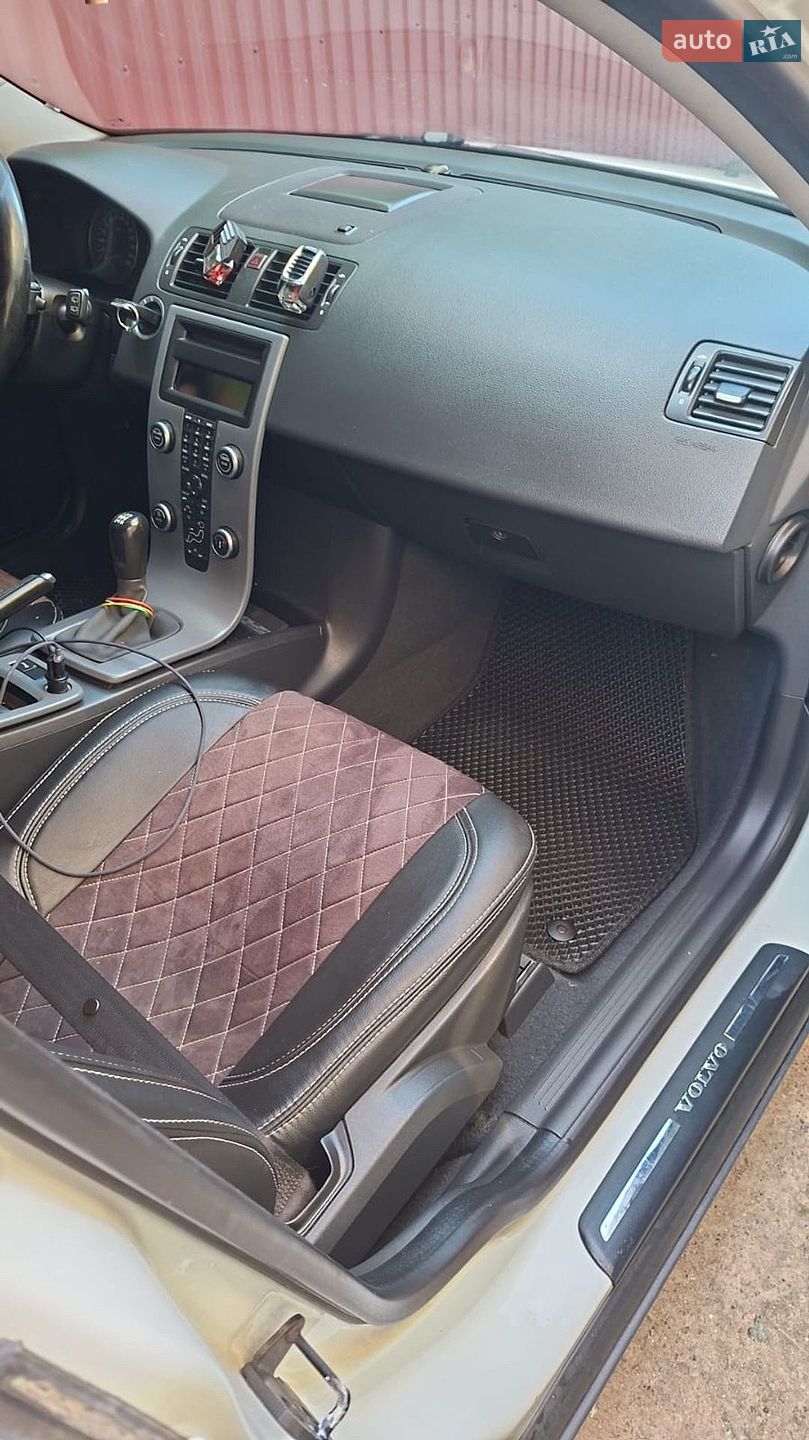 Volvo V50 2010 VIN YV1MW76F2A2548819 фото оголошення 7 з 10