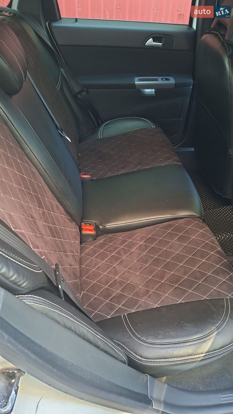 Volvo V50 2010 VIN YV1MW76F2A2548819 фото оголошення 9 з 10