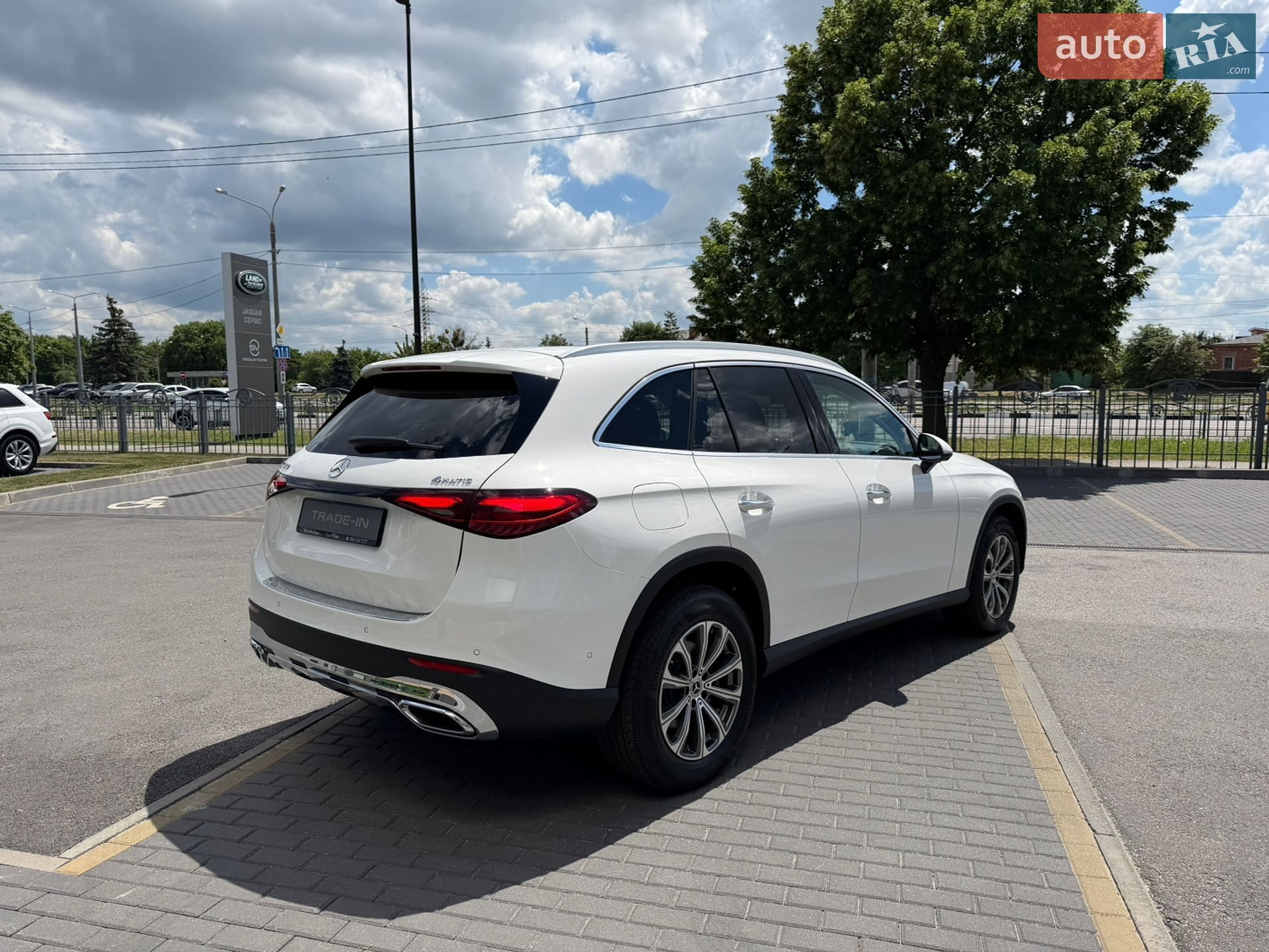 Mercedes-Benz GLC-Class 2024 VIN W1NKM4HB7RF193874 фото оголошення 5 з 39