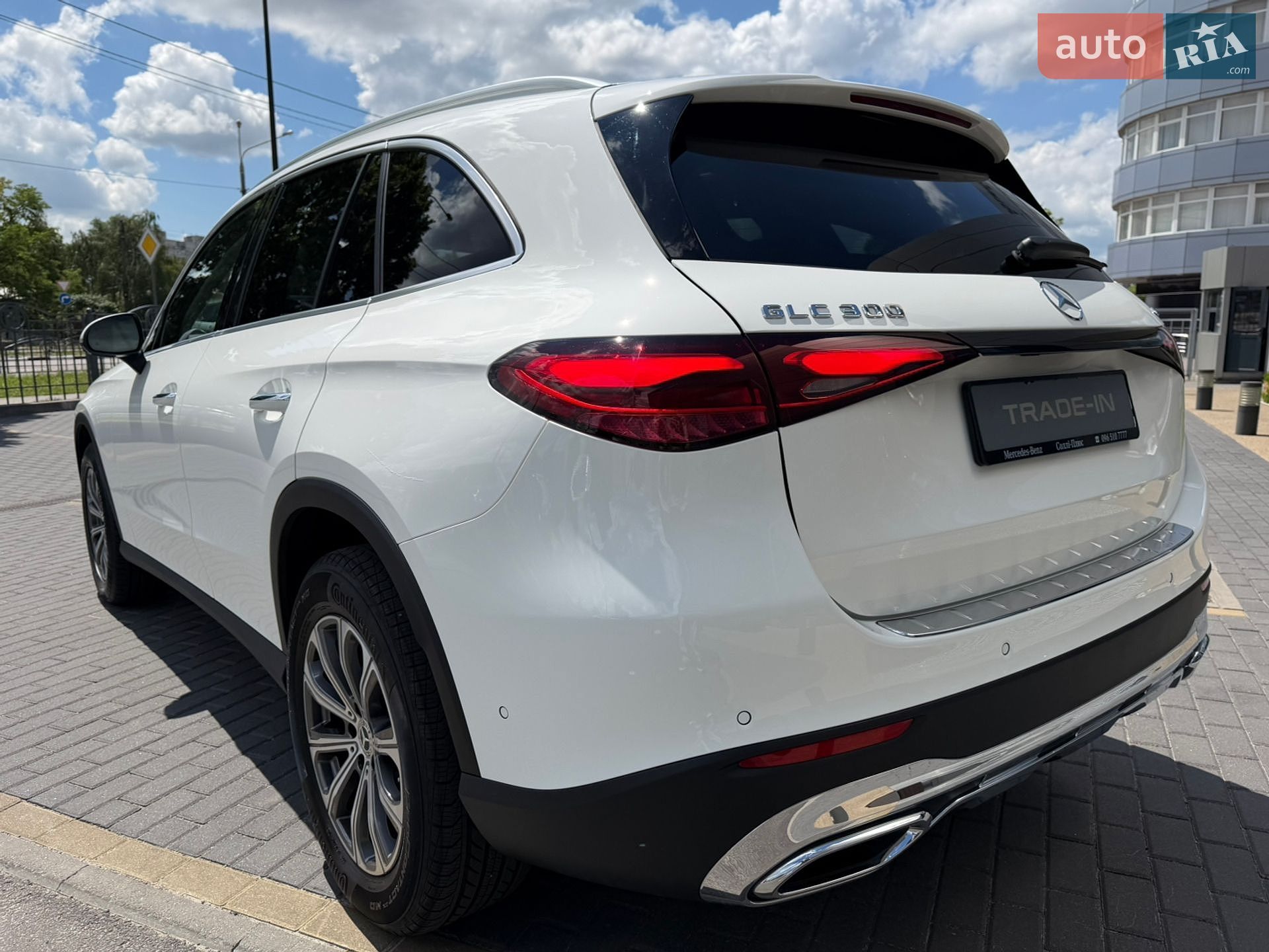 Mercedes-Benz GLC-Class 2024 VIN W1NKM4HB7RF193874 фото оголошення 13 з 39