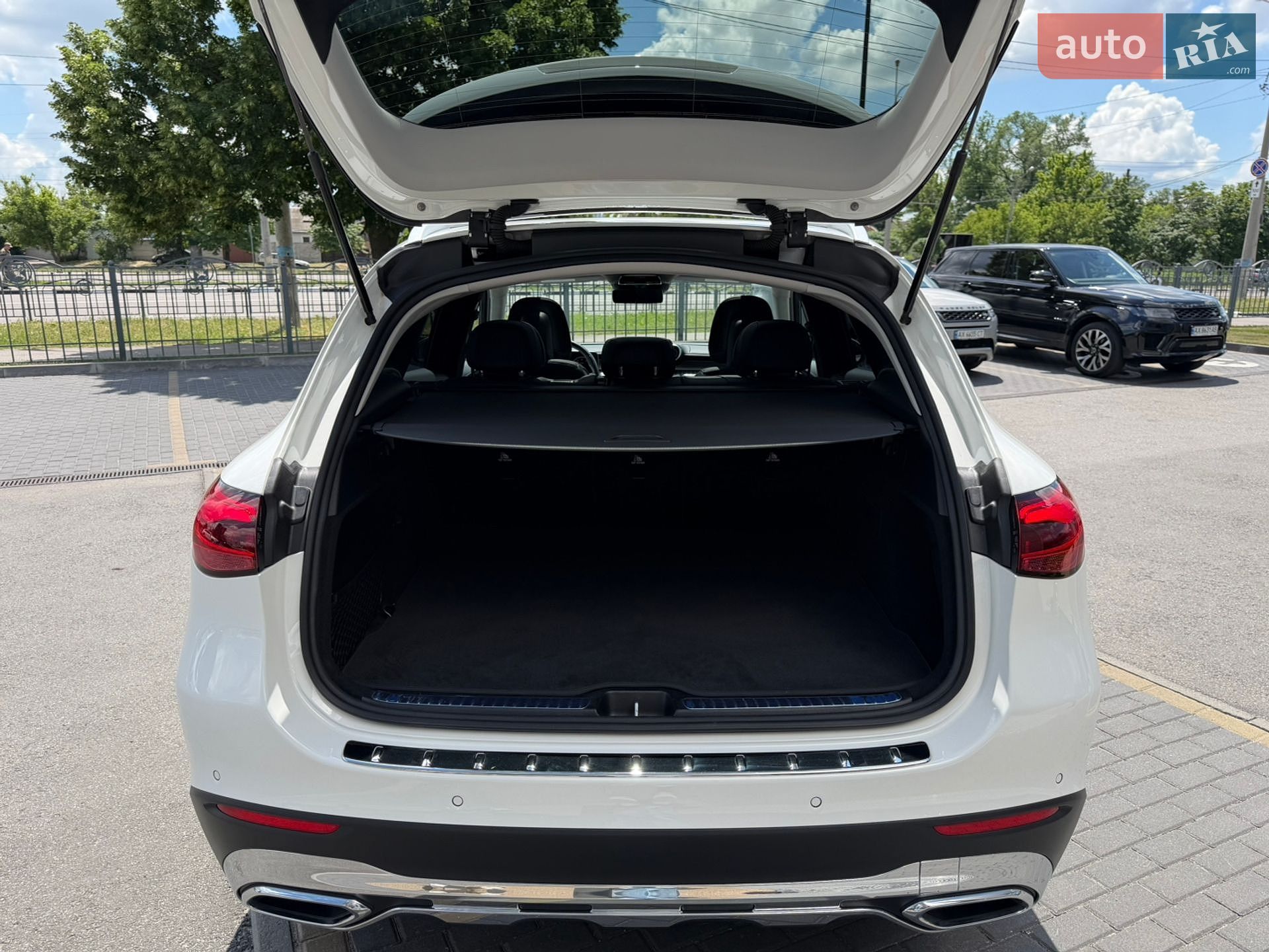 Mercedes-Benz GLC-Class 2024 VIN W1NKM4HB7RF193874 фото оголошення 28 з 39