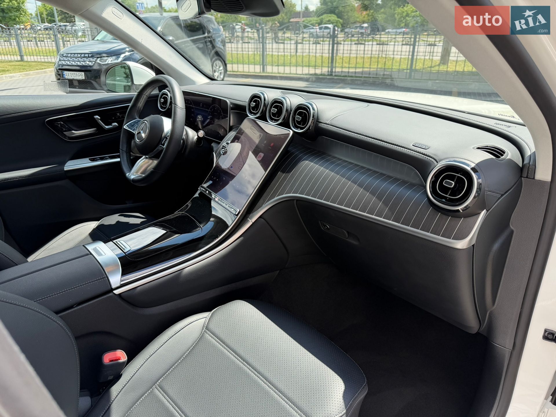 Mercedes-Benz GLC-Class 2024 VIN W1NKM4HB7RF193874 фото оголошення 35 з 39