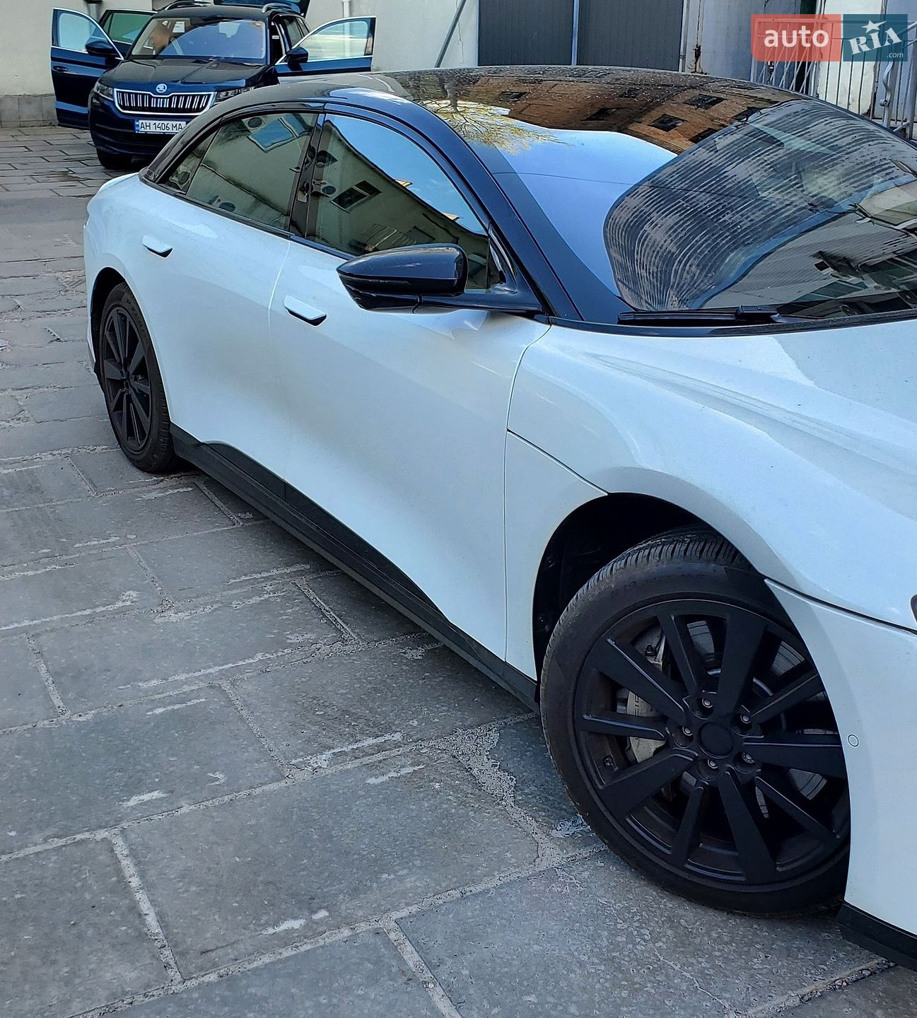 Lucid Air 2024 VIN 50EA1TEA4SA009426 фото оголошення 4 з 21