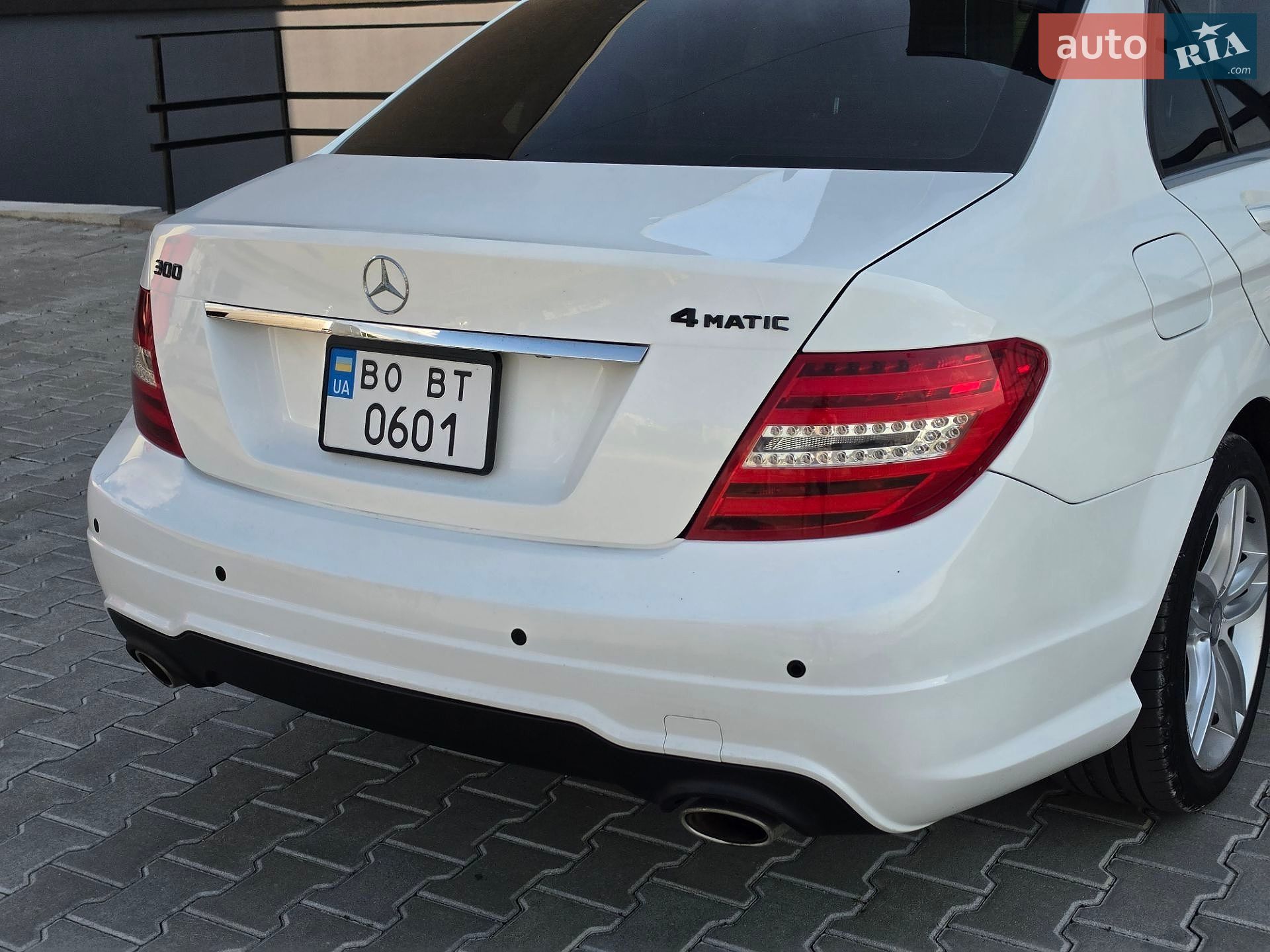 Mercedes-Benz C-Class 2012 VIN WDDGF8AB0DR263849 фото оголошення 11 з 46