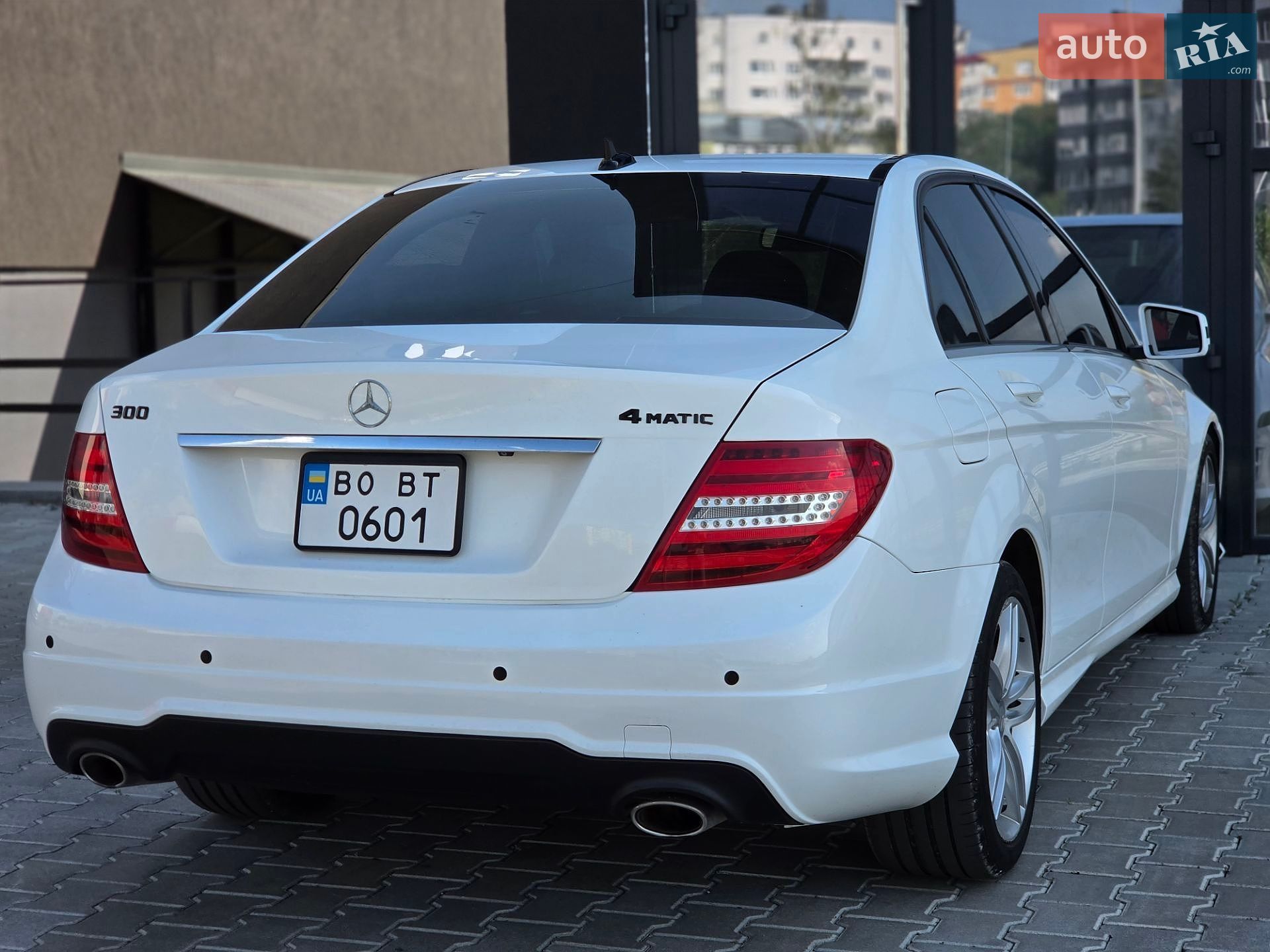 Mercedes-Benz C-Class 2012 VIN WDDGF8AB0DR263849 фото оголошення 14 з 46