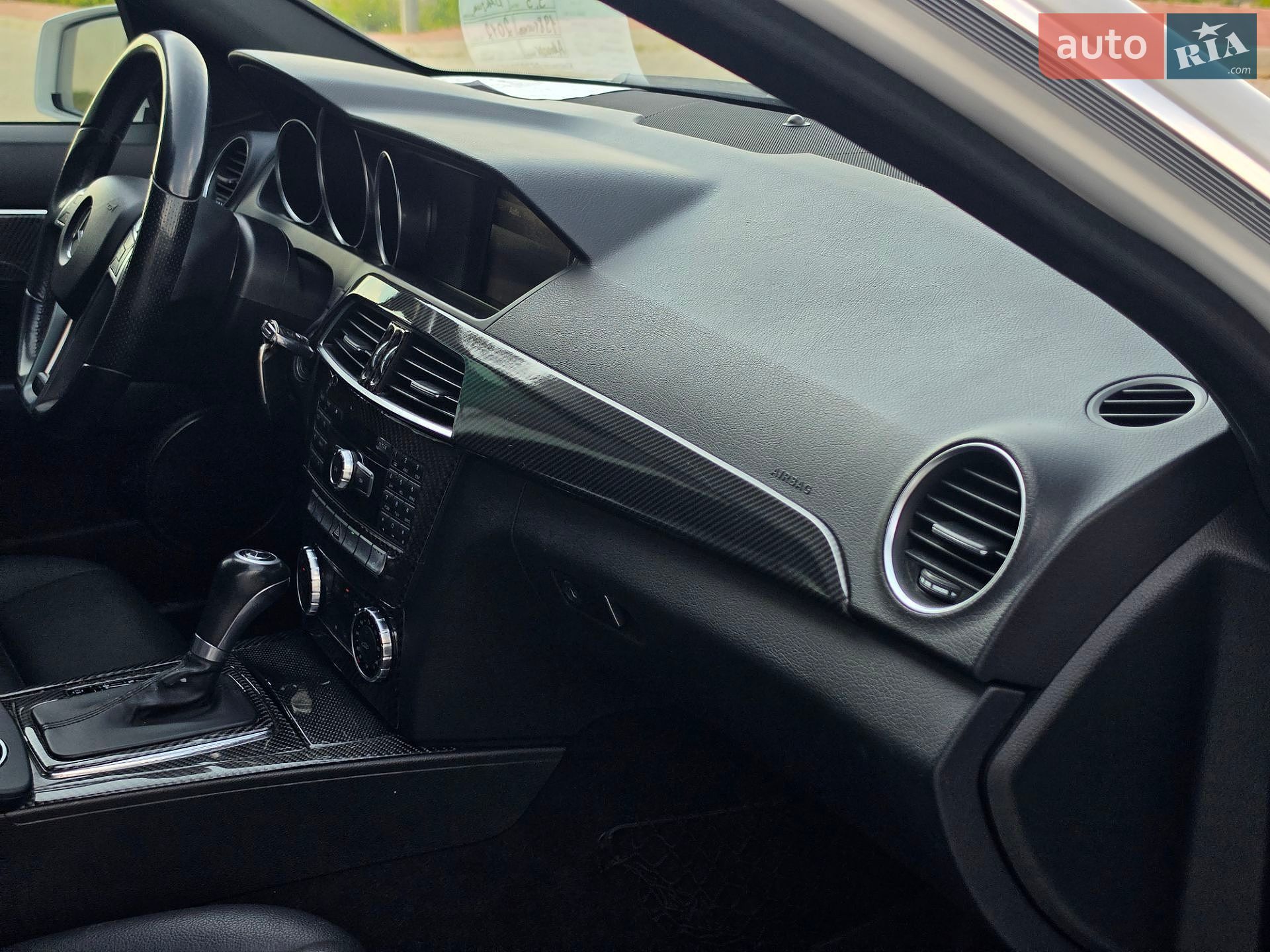 Mercedes-Benz C-Class 2012 VIN WDDGF8AB0DR263849 фото оголошення 36 з 46