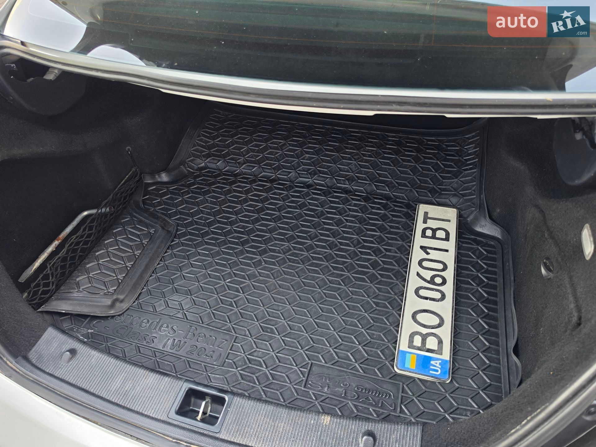 Mercedes-Benz C-Class 2012 VIN WDDGF8AB0DR263849 фото оголошення 46 з 46