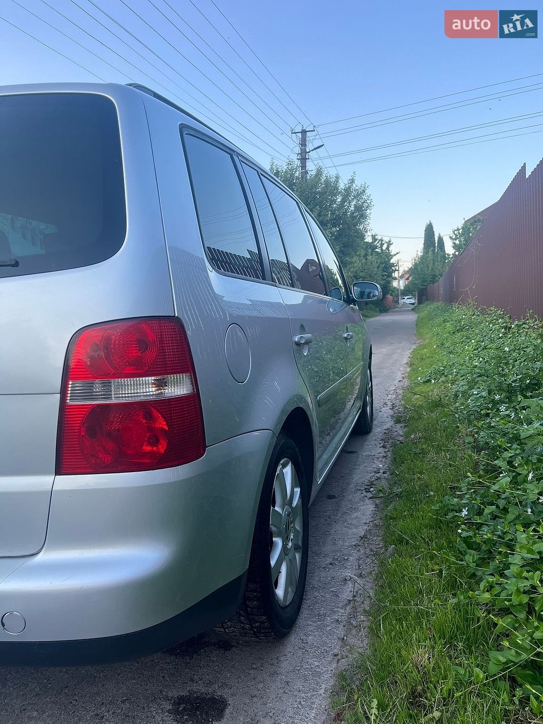 Volkswagen Touran 2003 VIN WVGZZZ1TZ4W039373 фото оголошення 2 з 20