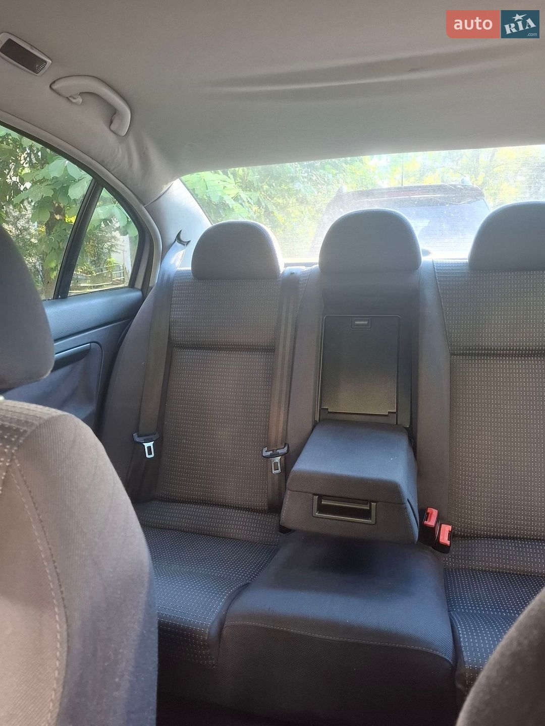 Skoda Superb 2005 VIN TMBDL23UX6B046922 фото оголошення 4 з 75