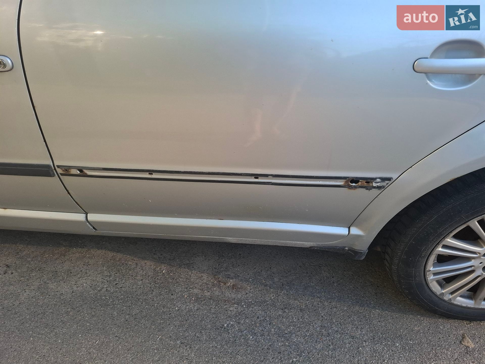 Skoda Superb 2005 VIN TMBDL23UX6B046922 фото оголошення 20 з 75