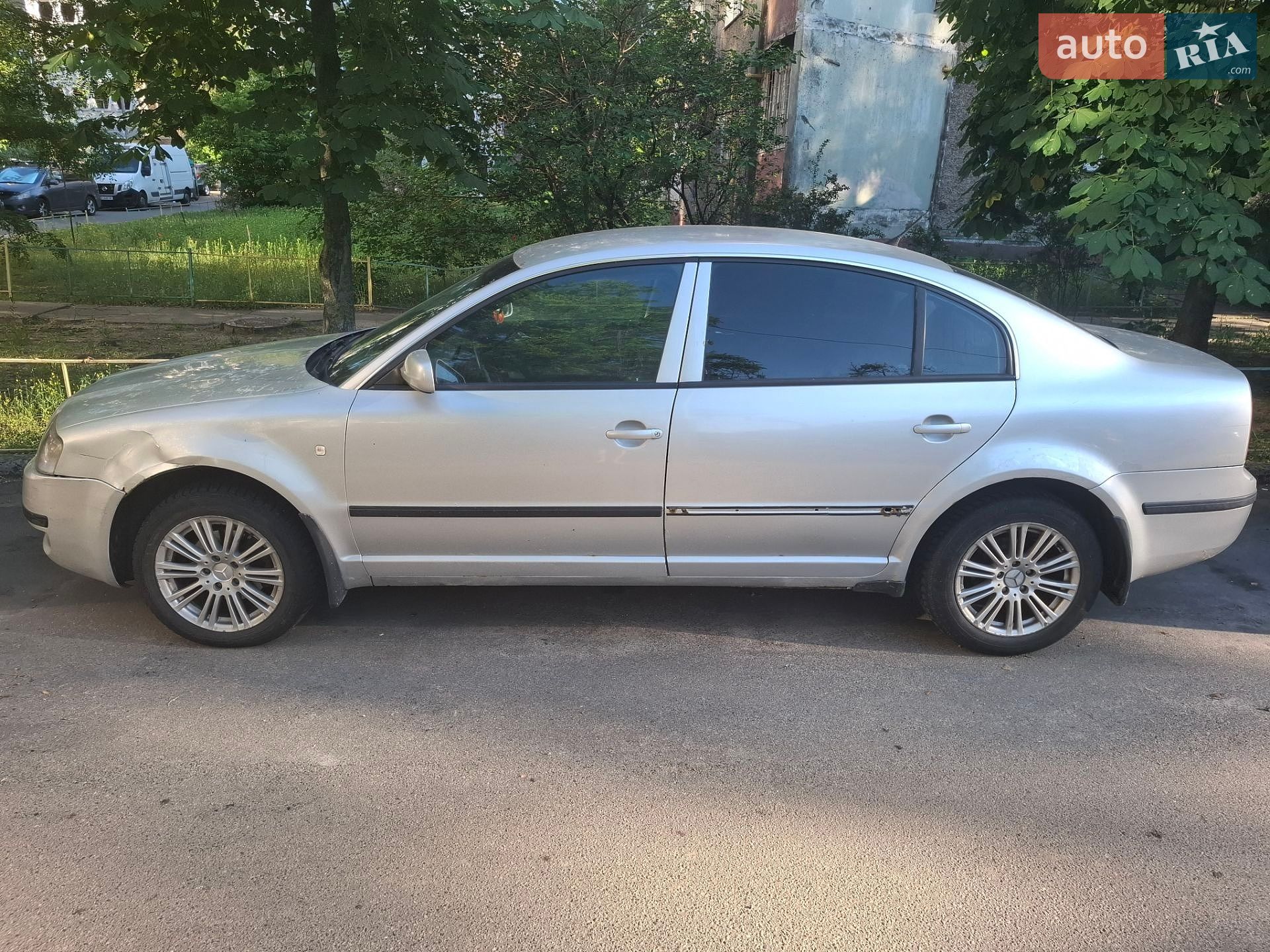 Skoda Superb 2005 VIN TMBDL23UX6B046922 фото оголошення 36 з 75