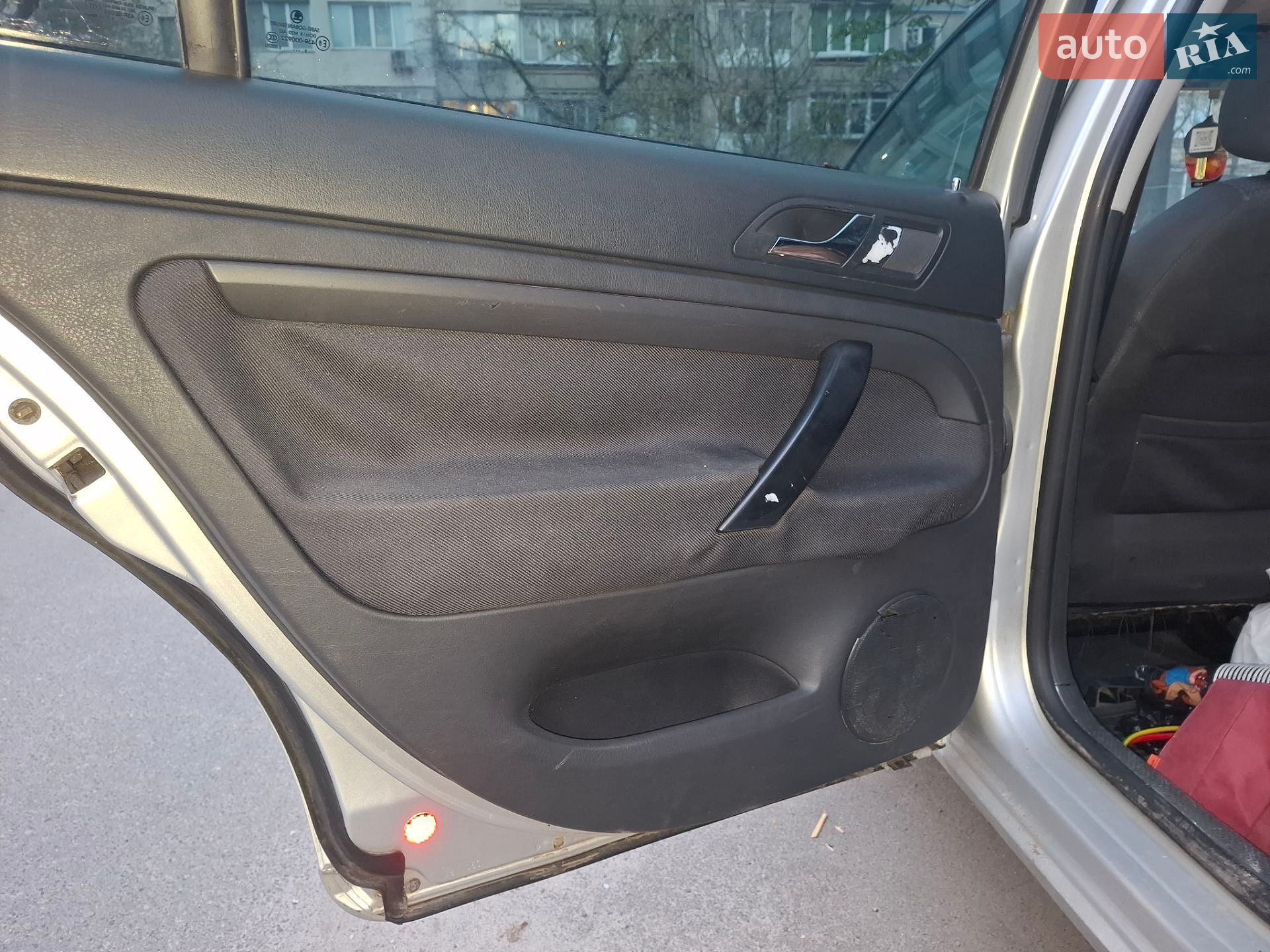 Skoda Superb 2005 VIN TMBDL23UX6B046922 фото оголошення 49 з 75