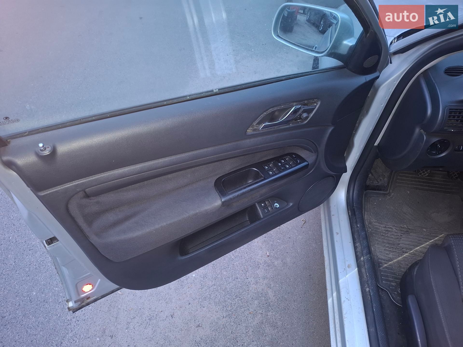 Skoda Superb 2005 VIN TMBDL23UX6B046922 фото оголошення 53 з 75