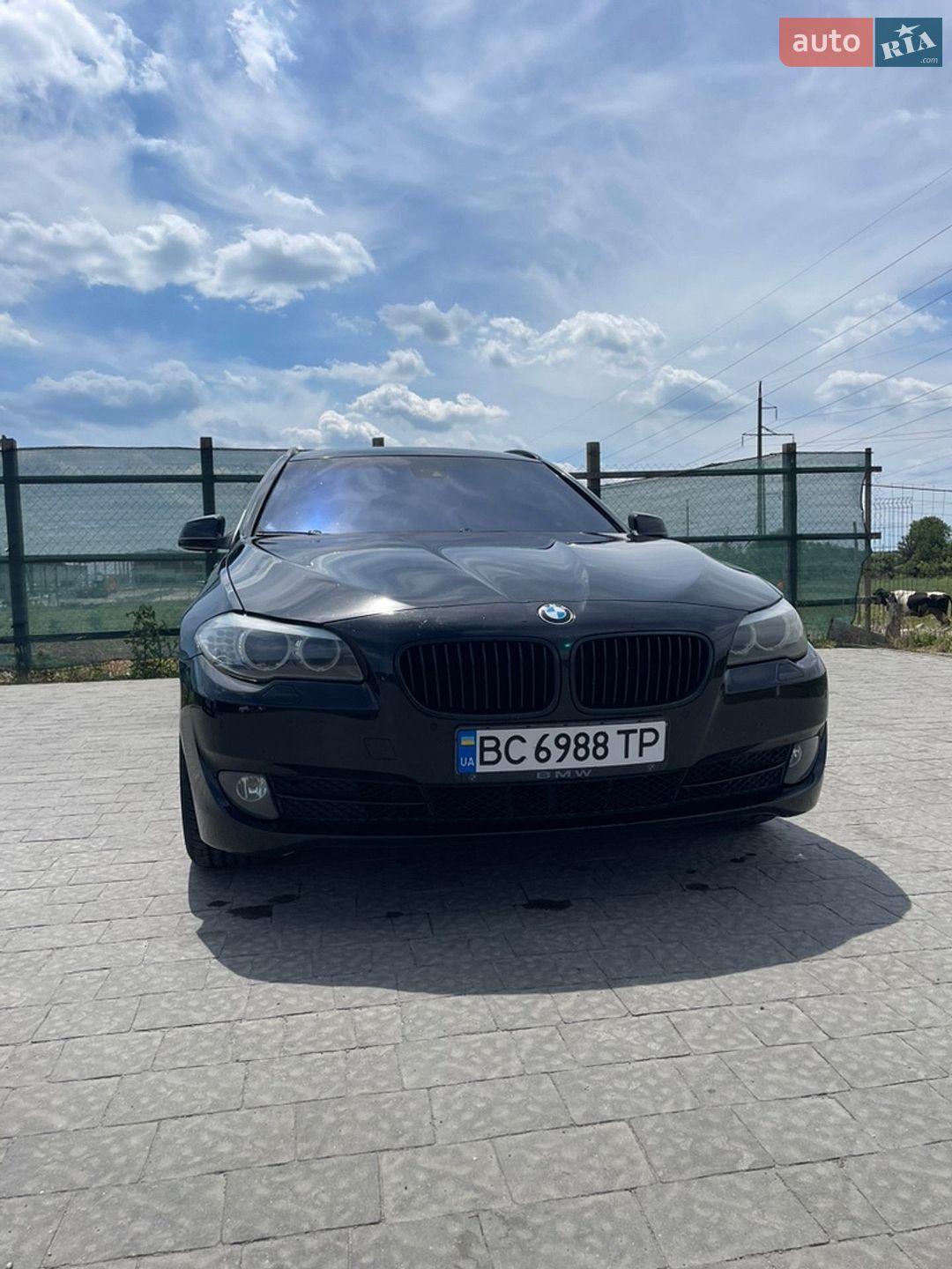 BMW 5 Series 2010 VIN WBAMX51010C760667 фото оголошення 2 з 20