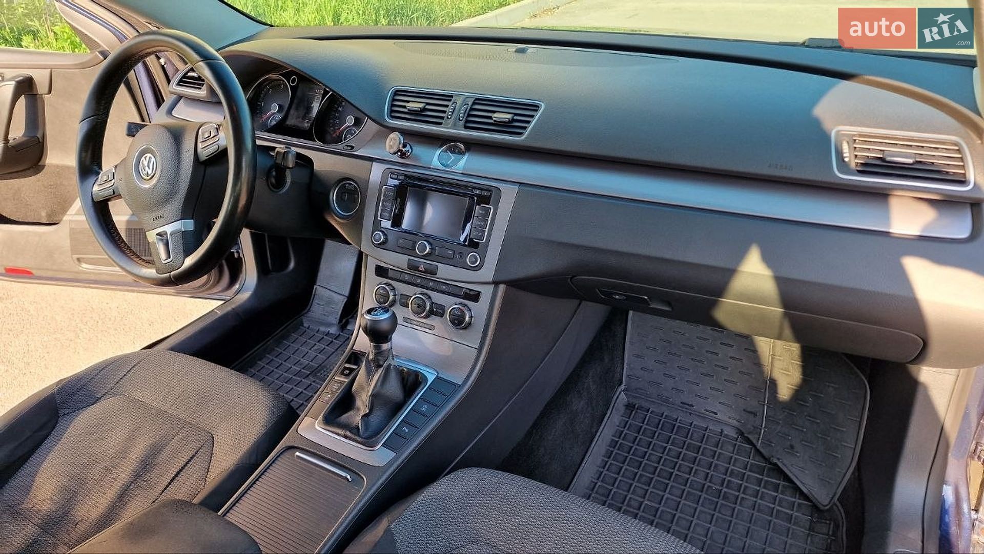 Volkswagen Passat 2012 VIN WVWZZZ3CZCE125652 фото оголошення 18 з 37