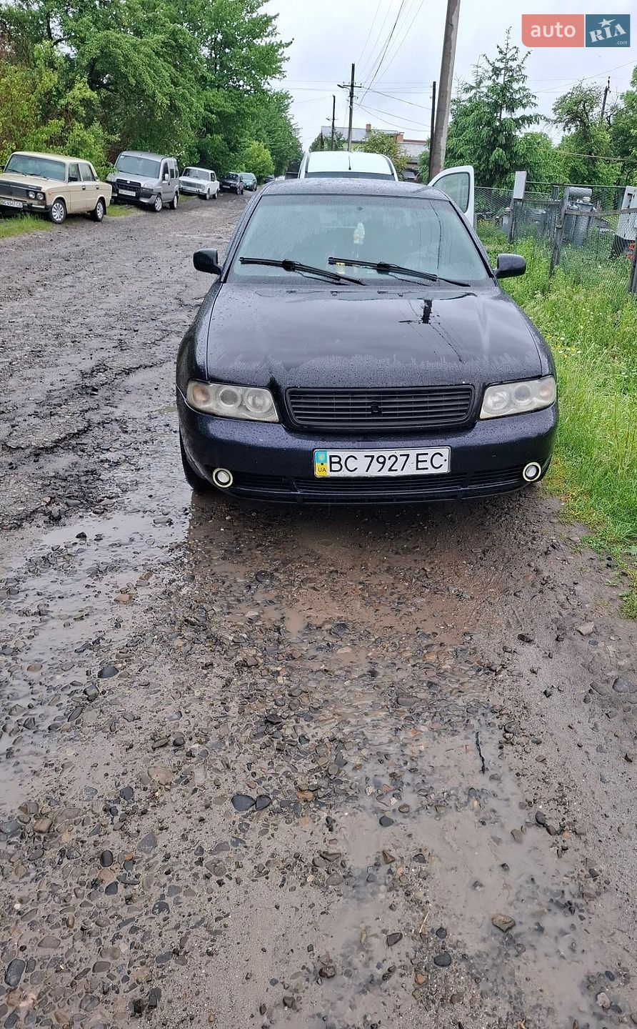 Audi A4 1998 VIN WAUZZZ8DZWA263812 фото оголошення 13 з 15