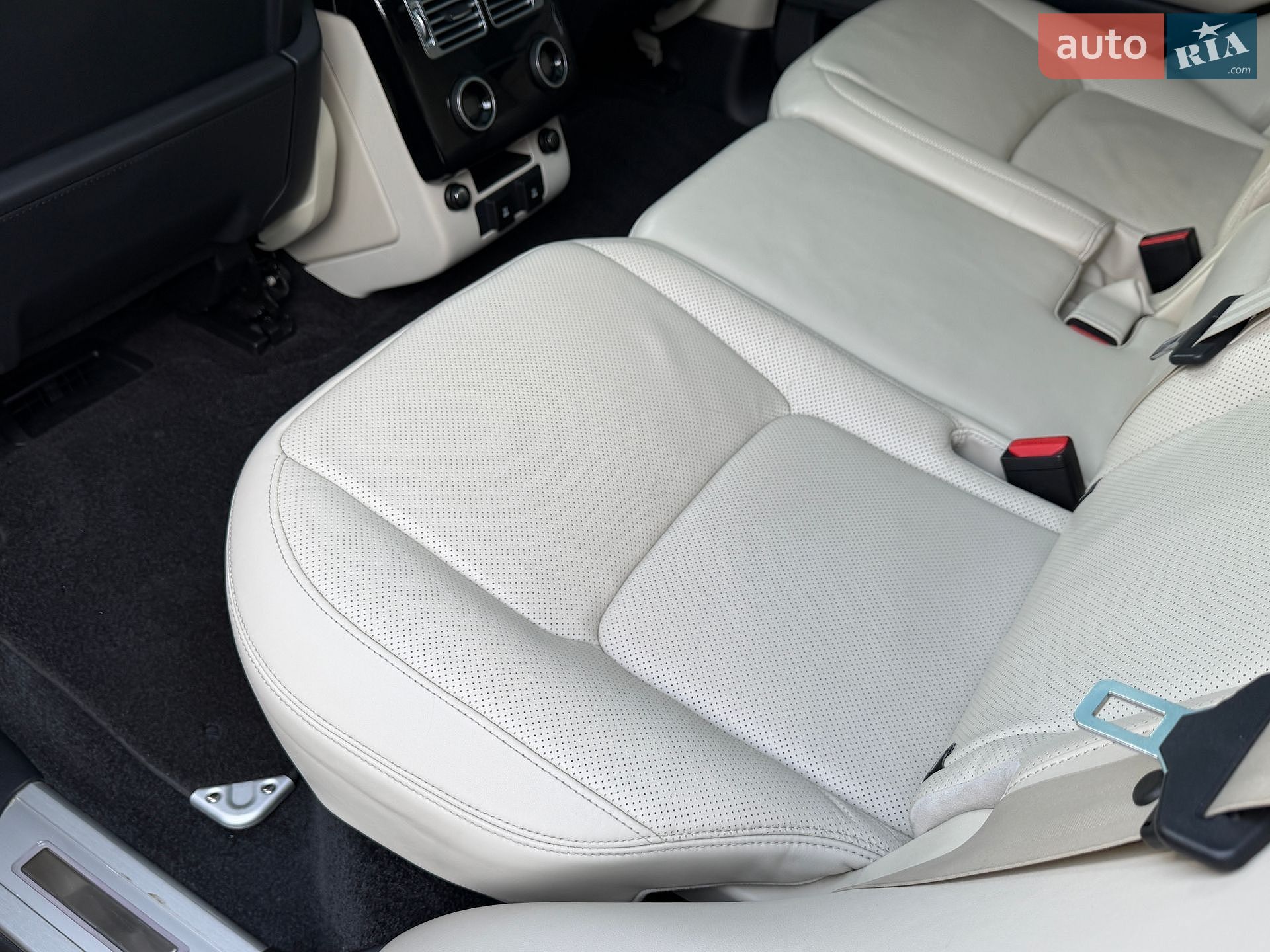 Land Rover Range Rover 2020 VIN SALGA2BK4LA588630 фото оголошення 48 з 106