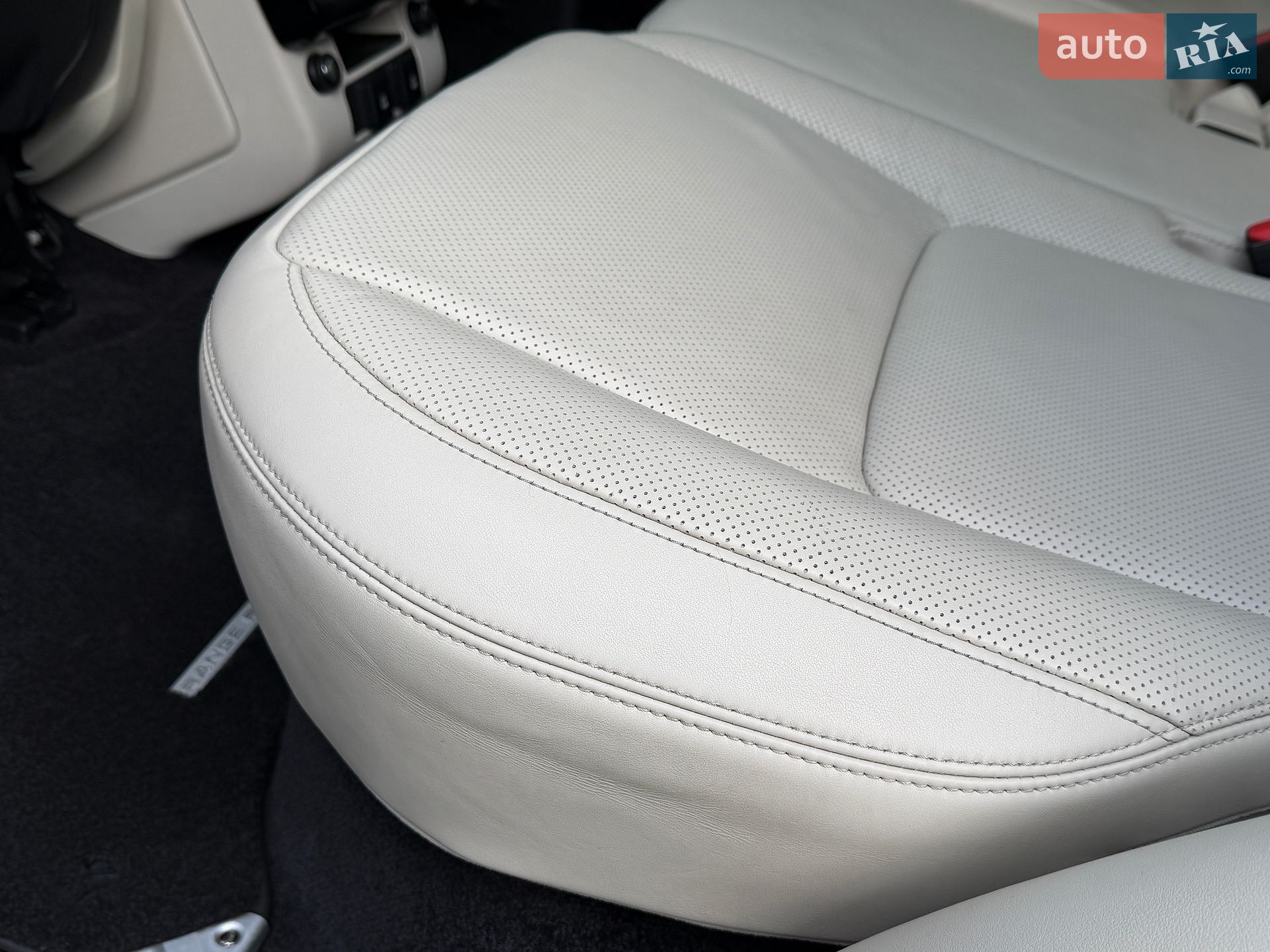 Land Rover Range Rover 2020 VIN SALGA2BK4LA588630 фото оголошення 49 з 106