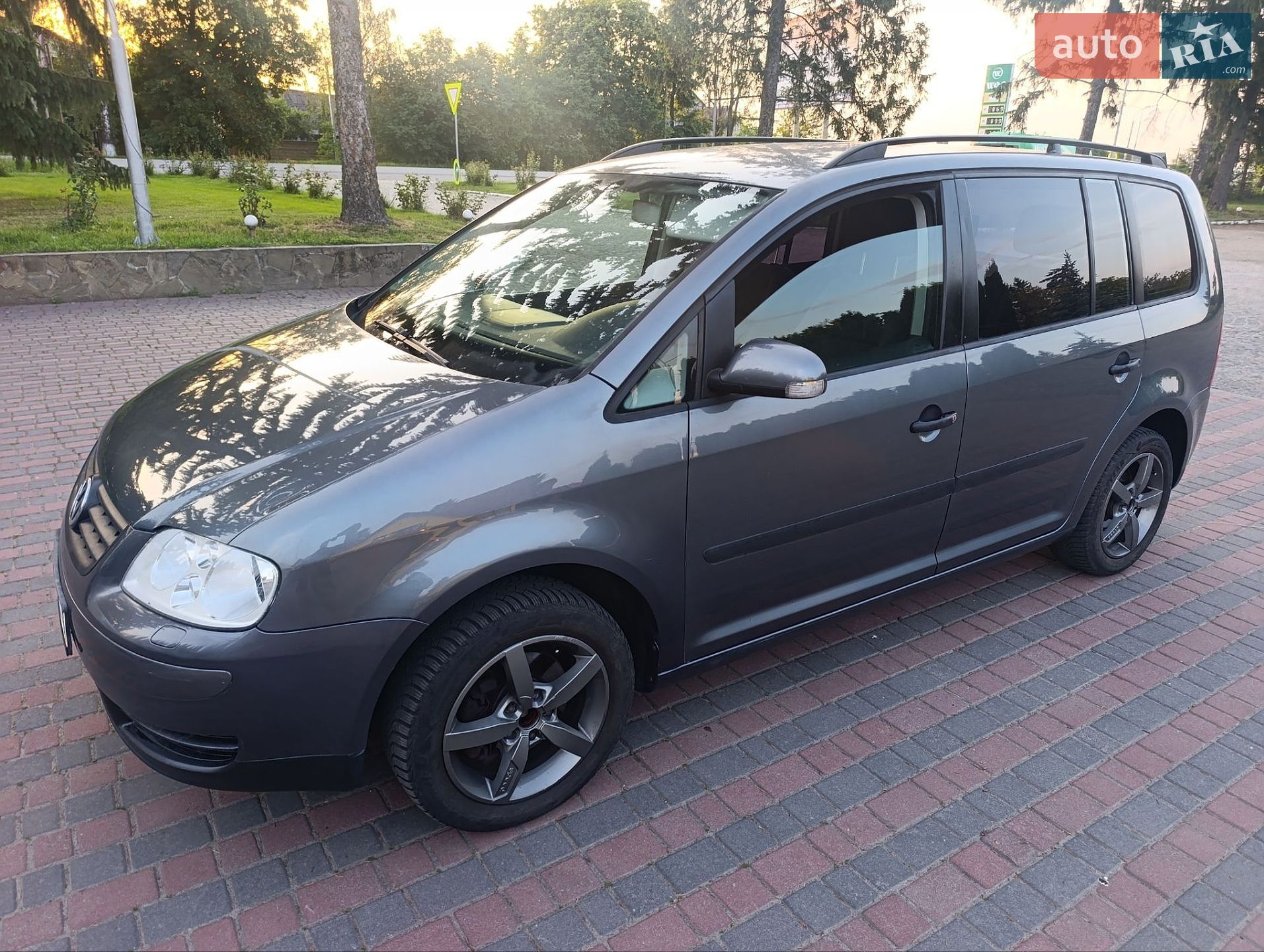 Volkswagen Touran 2004 VIN WVGZZZ1TZ4W065637 фото оголошення 7 з 37