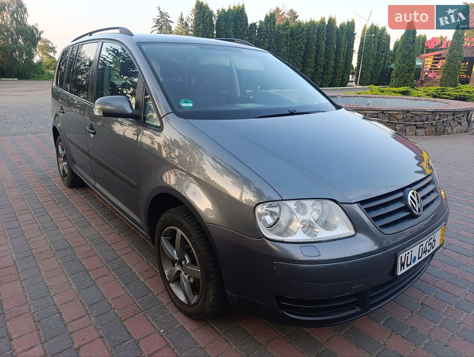 Volkswagen Touran 2004 VIN WVGZZZ1TZ4W065637 фото оголошення 4 з 37