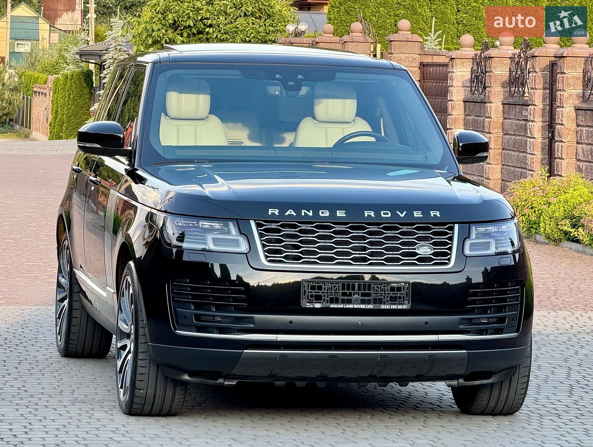 Land Rover Range Rover 2020 VIN SALGA2BK4LA588630 фото оголошення 2 з 122