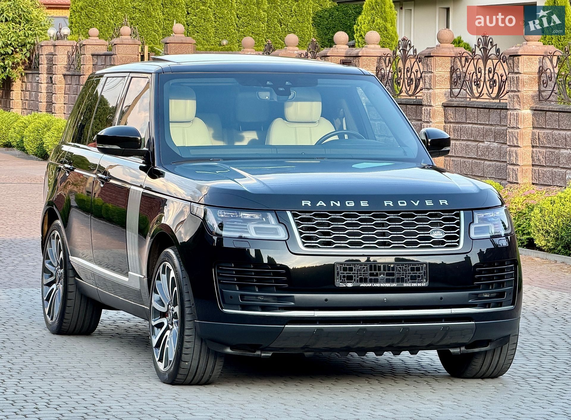 Land Rover Range Rover 2020 VIN SALGA2BK4LA588630 фото оголошення 3 з 122