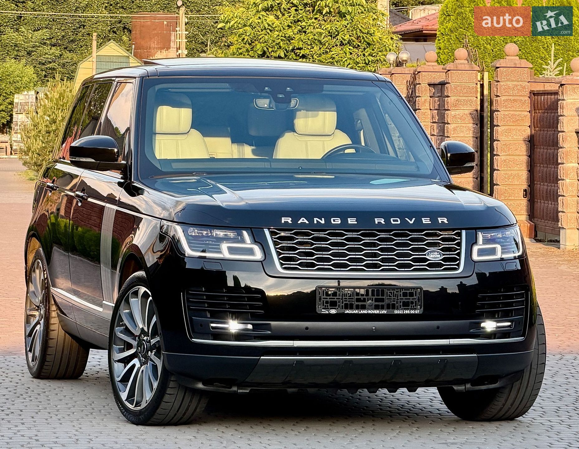 Land Rover Range Rover 2020 VIN SALGA2BK4LA588630 фото оголошення 13 з 122
