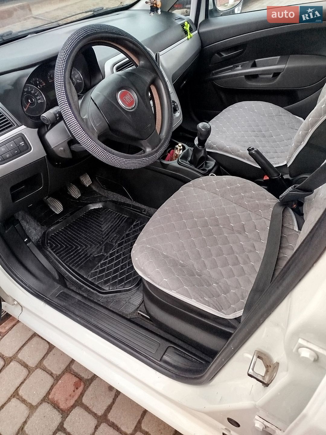 Fiat Punto 2012 VIN ZFA19900001923664 фото оголошення 11 з 20