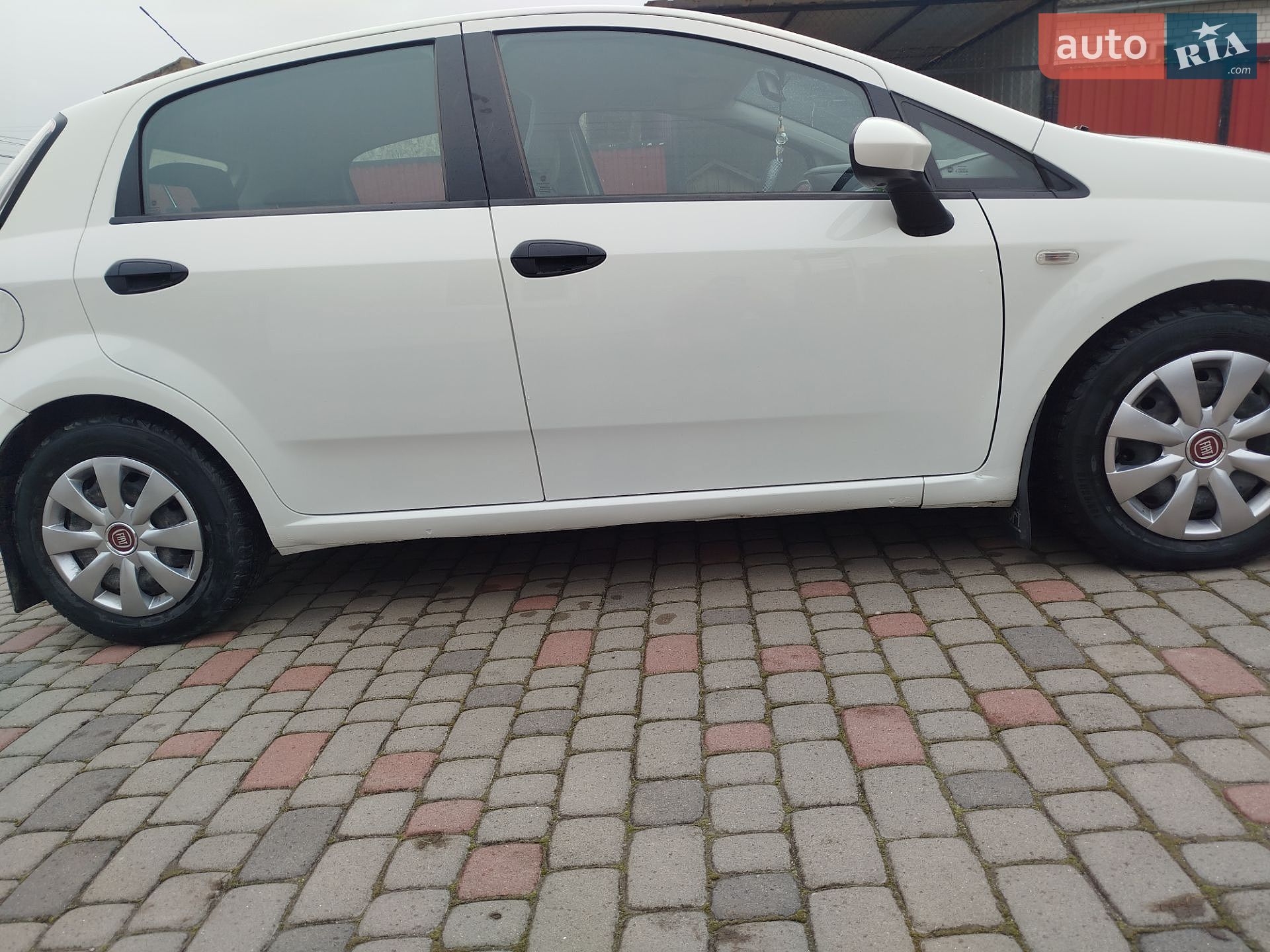 Fiat Punto 2012 VIN ZFA19900001923664 фото оголошення 16 з 20
