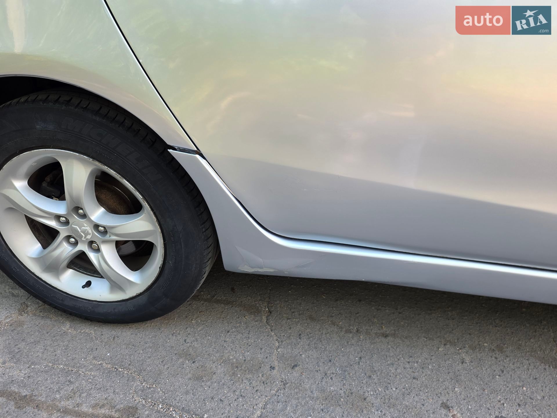 Mitsubishi Grandis 2006 VIN JMBLRNA4W6Z001272 фото оголошення 10 з 52