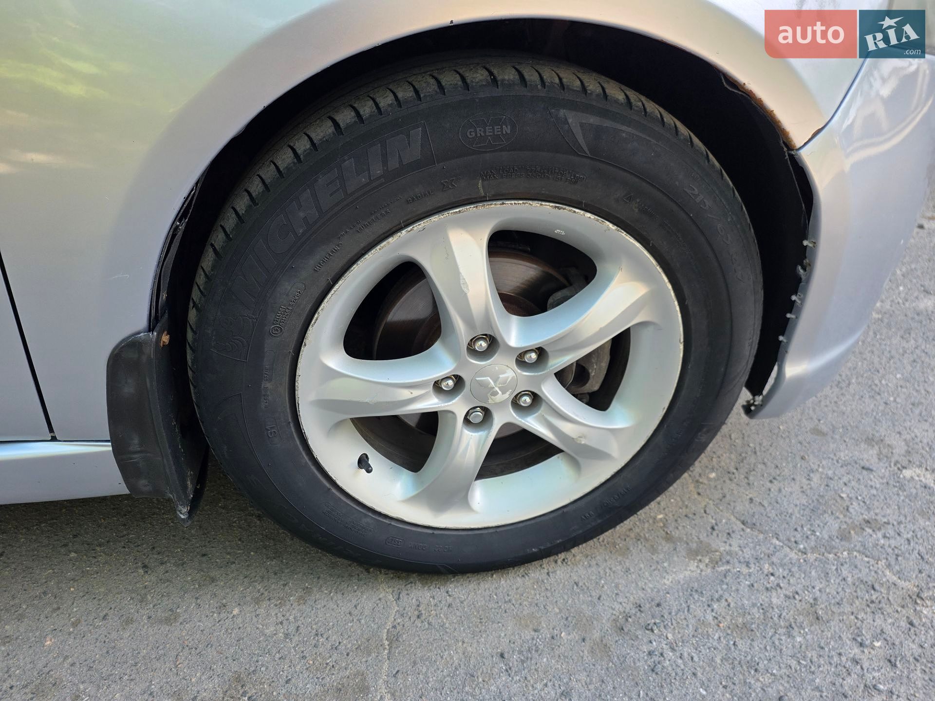 Mitsubishi Grandis 2006 VIN JMBLRNA4W6Z001272 фото оголошення 11 з 52