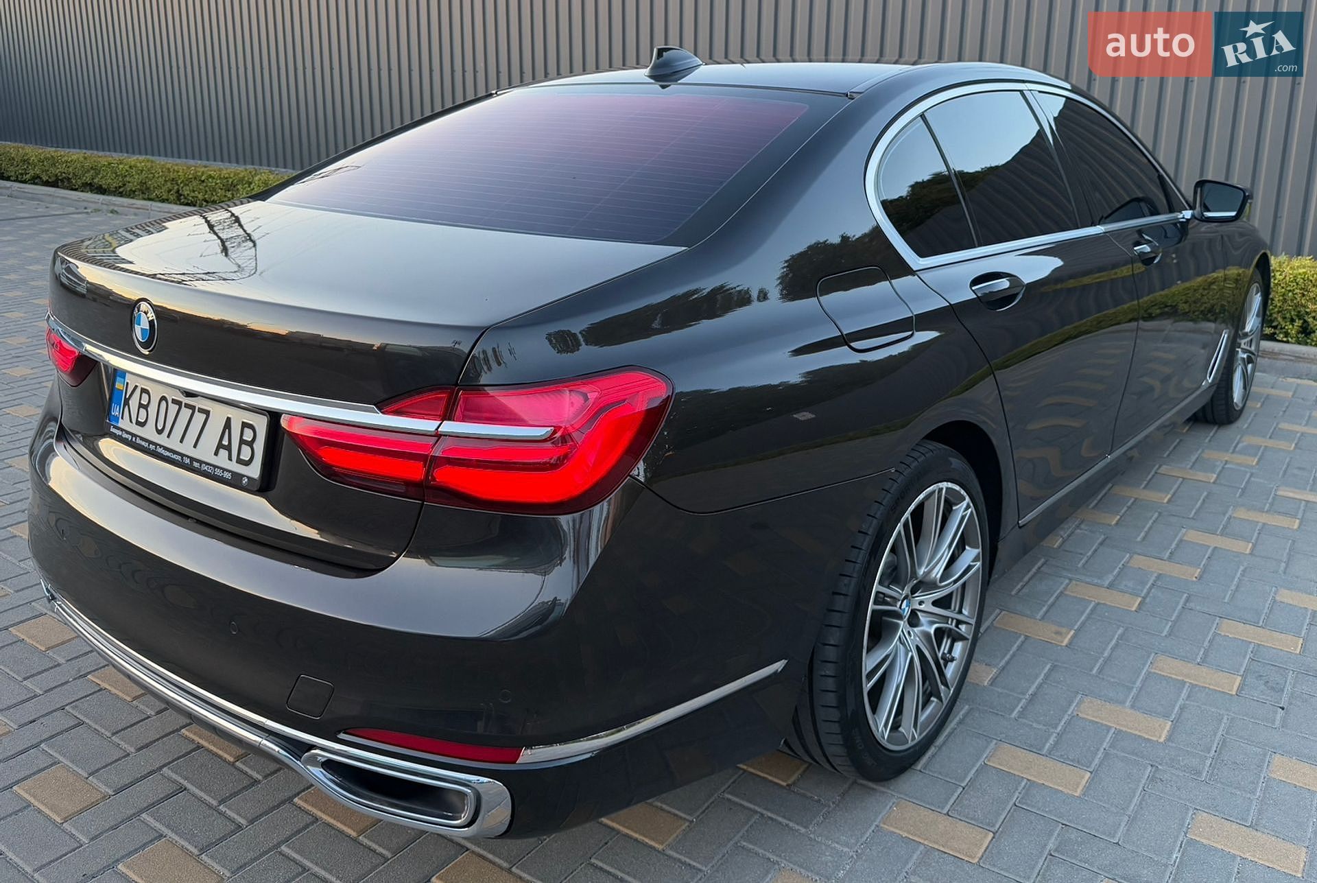 BMW 7 Series 2016 VIN WBA7C410X0G640121 фото оголошення 8 з 30