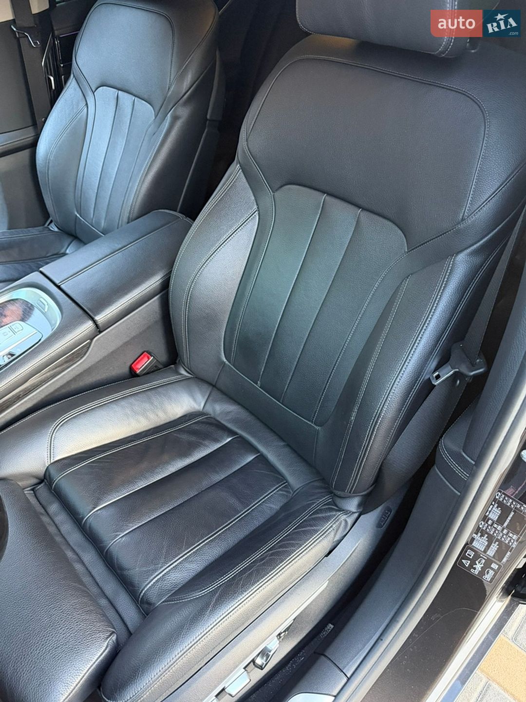 BMW 7 Series 2016 VIN WBA7C410X0G640121 фото оголошення 14 з 30